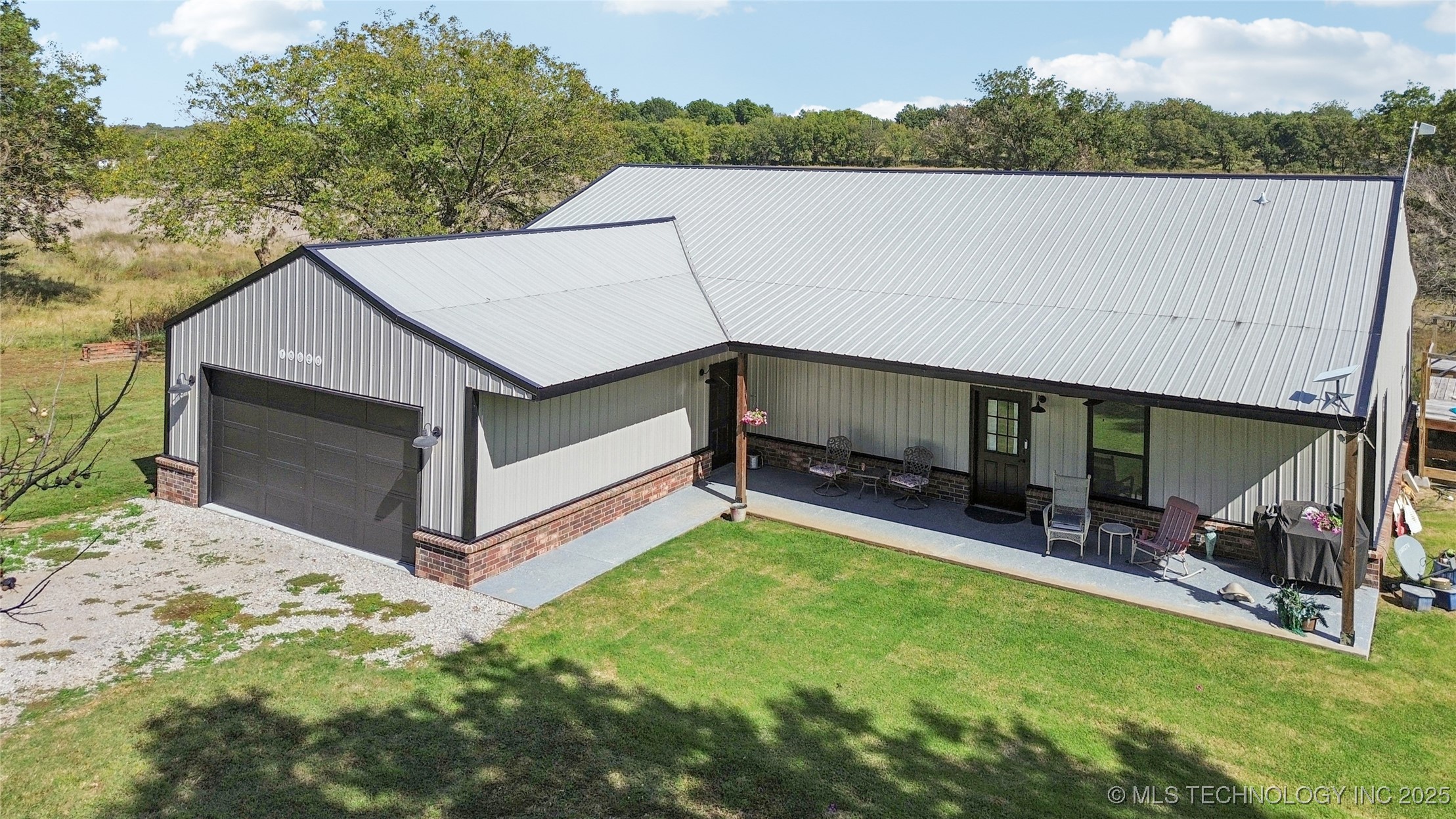 10520 E 450 Road