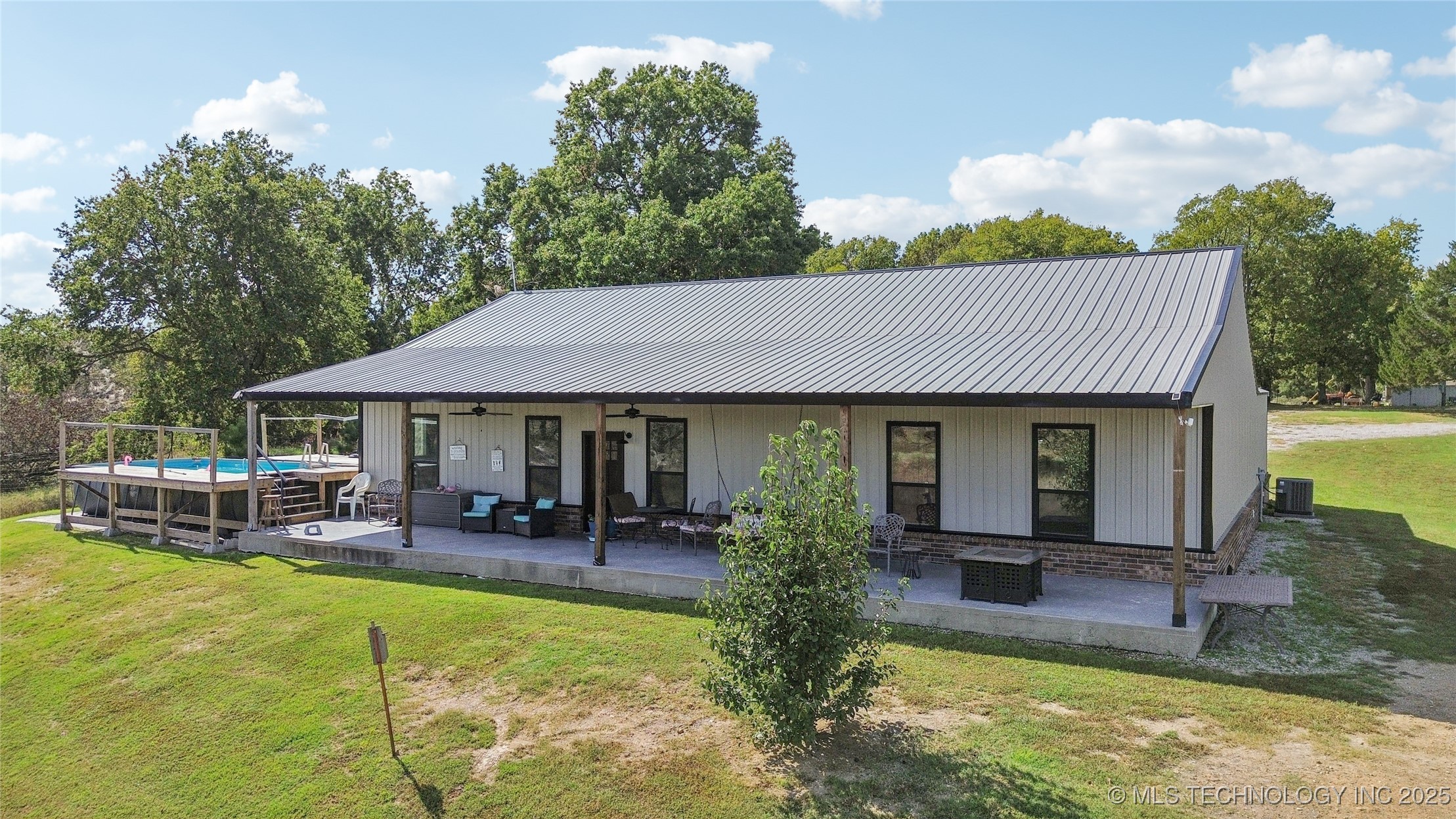 10520 E 450 Road