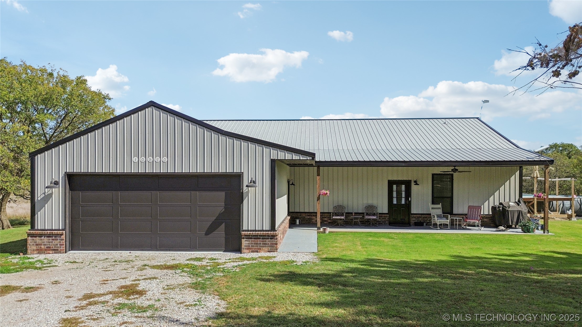 10520 E 450 Road