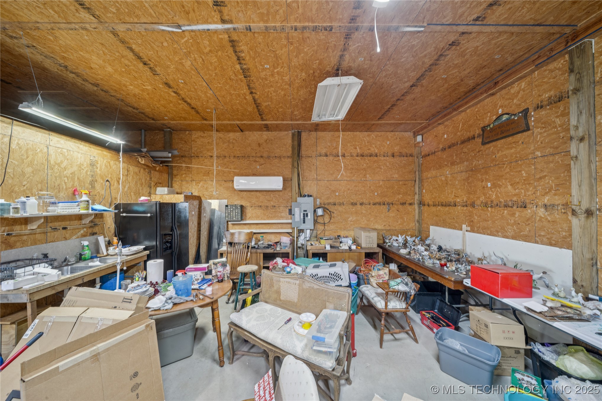 10520 E 450 Road