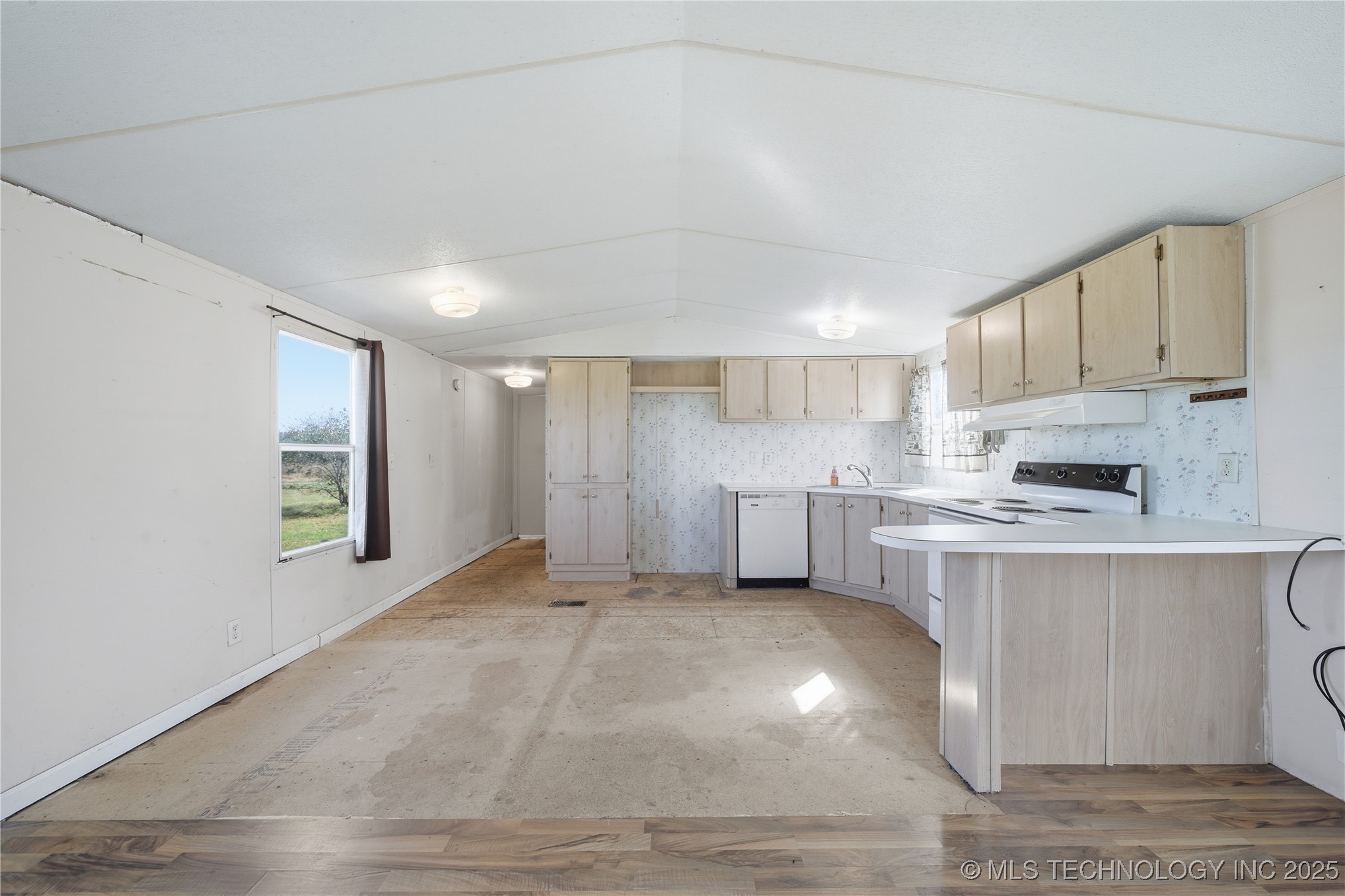 10750 S Highway 28 Highway