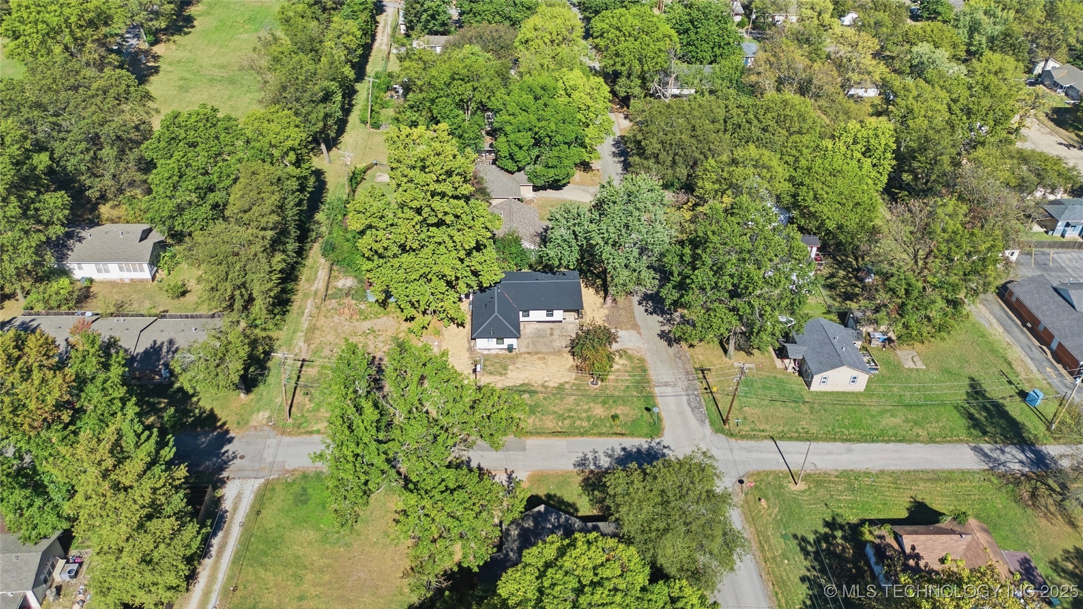 205 N Kates Avenue