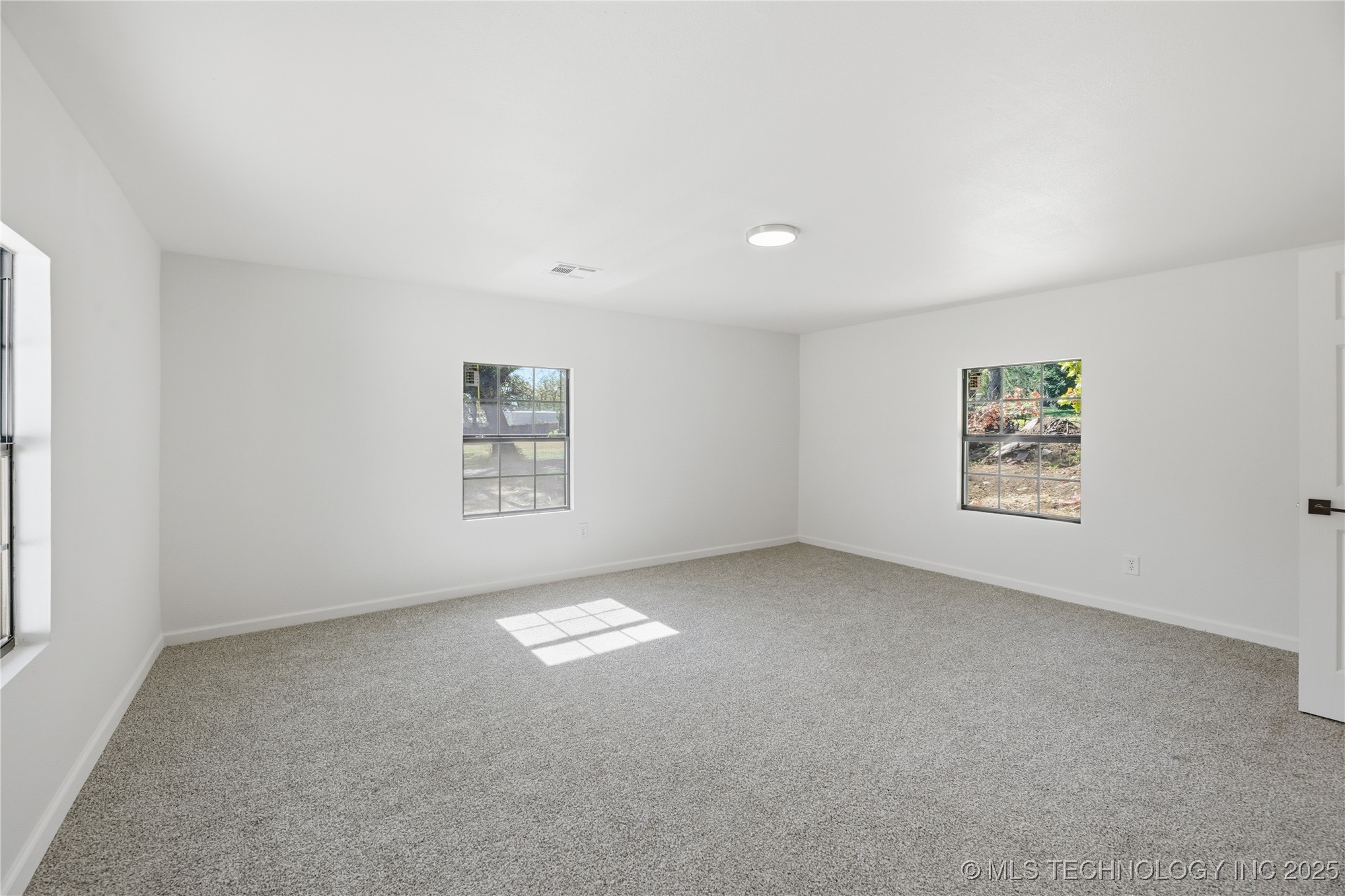 205 N Kates Avenue