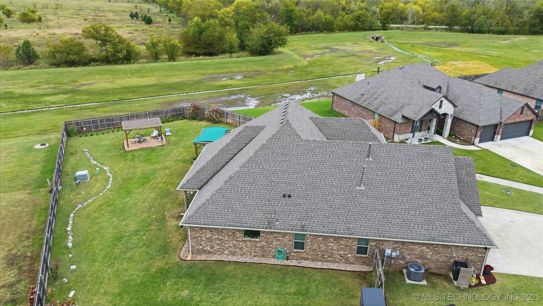 7701 E 82nd Street North