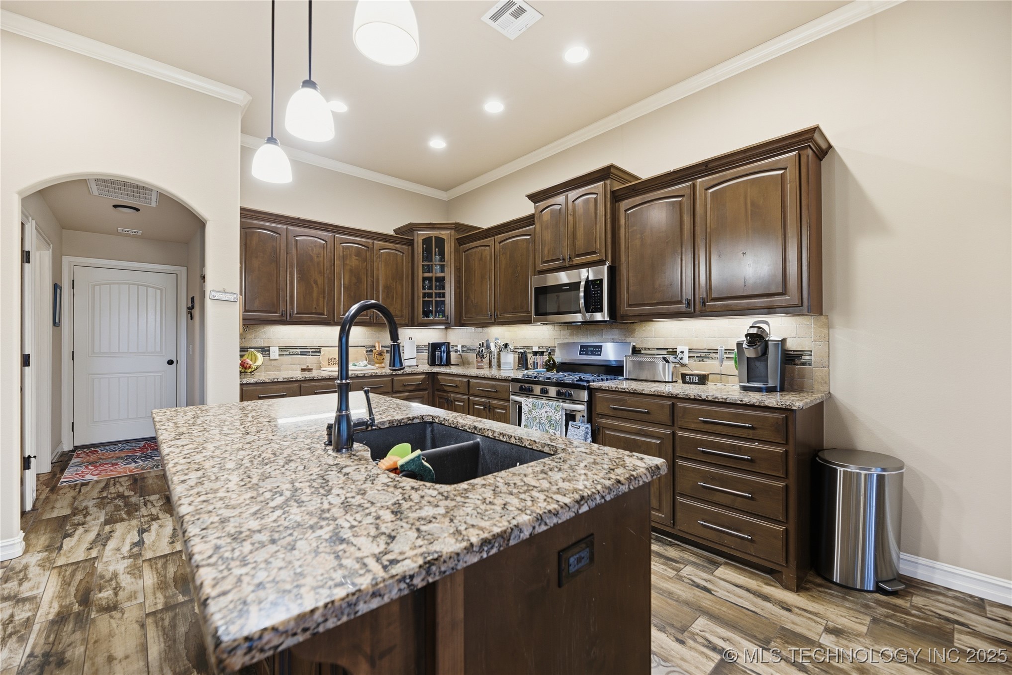 7701 E 82nd Street North