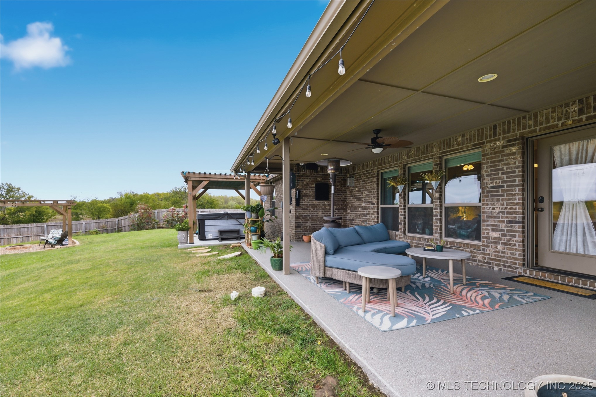 7701 E 82nd Street North