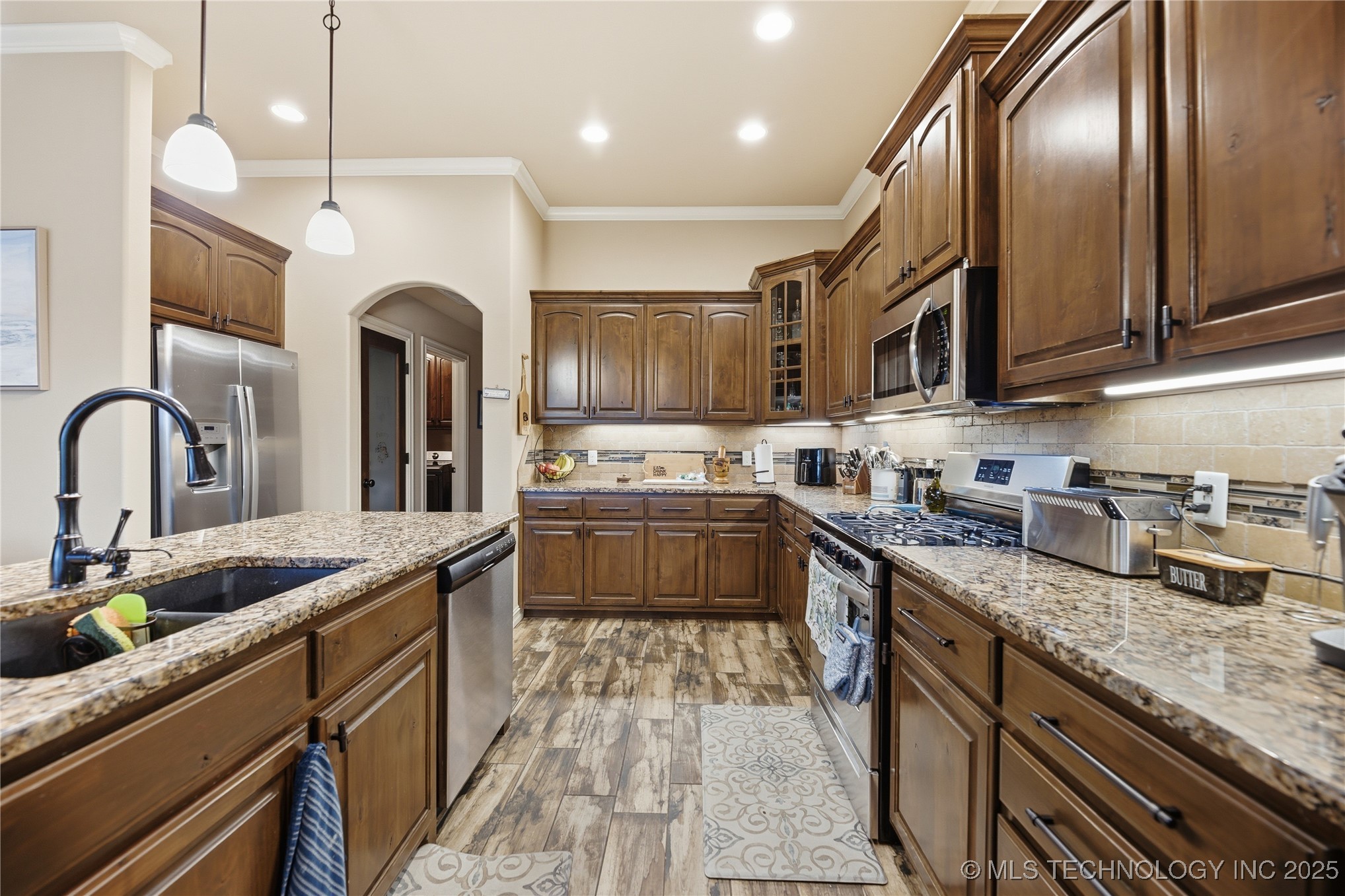 7701 E 82nd Street North