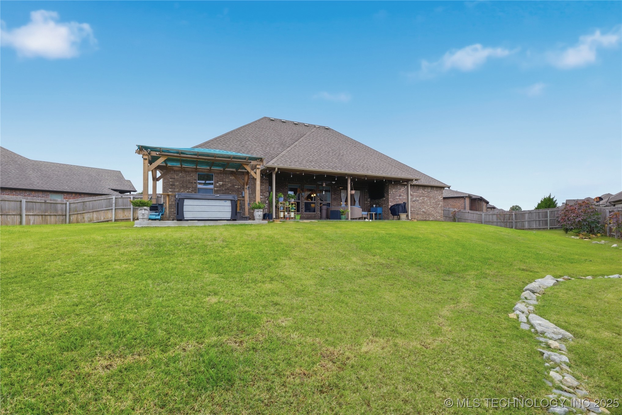 7701 E 82nd Street North