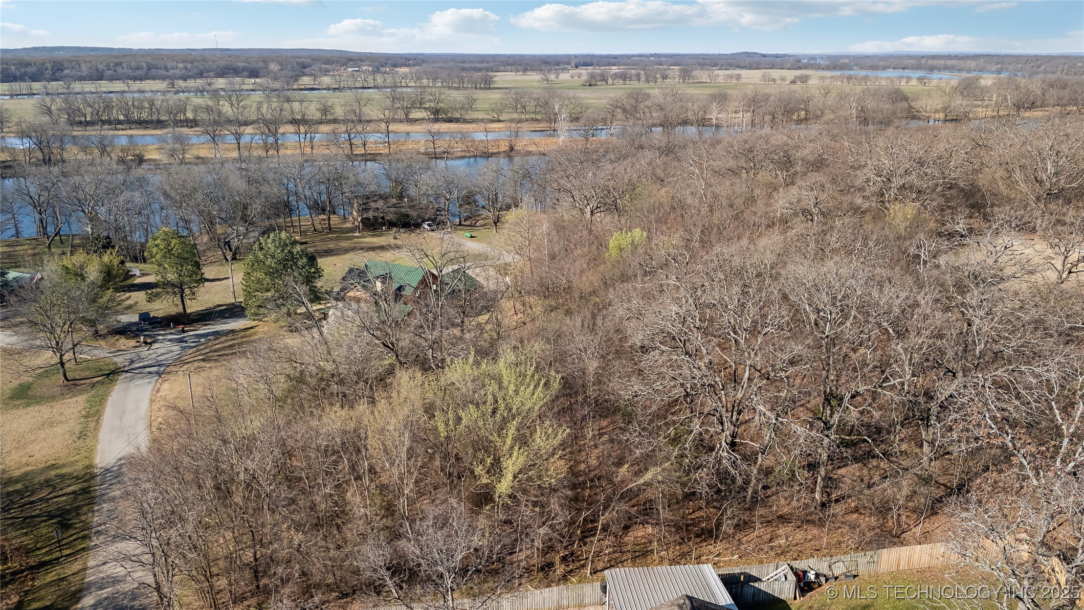 1 Maplebrook Lane