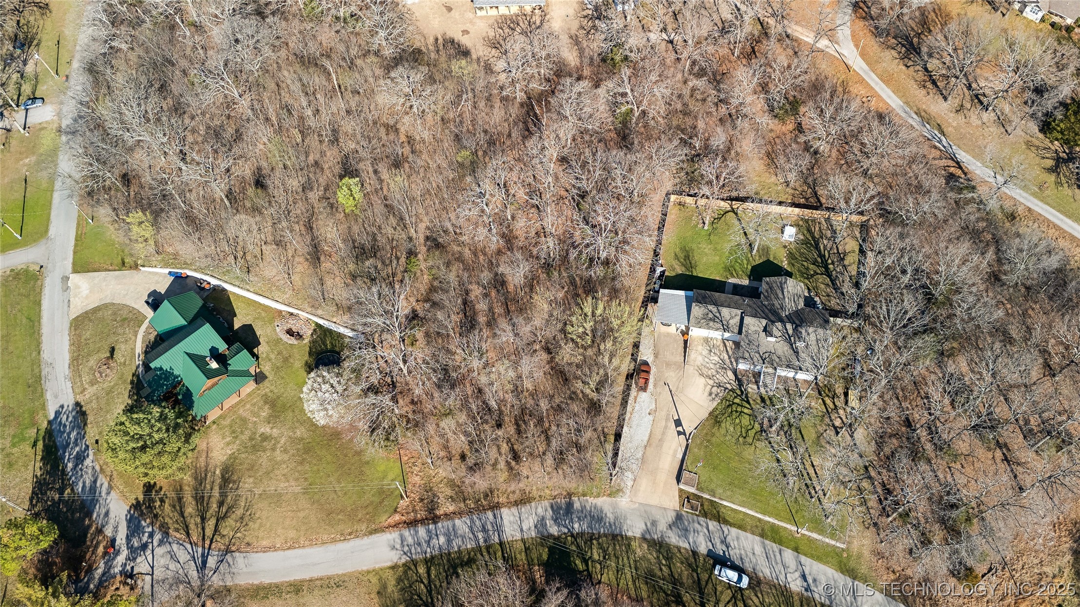 1 Maplebrook Lane