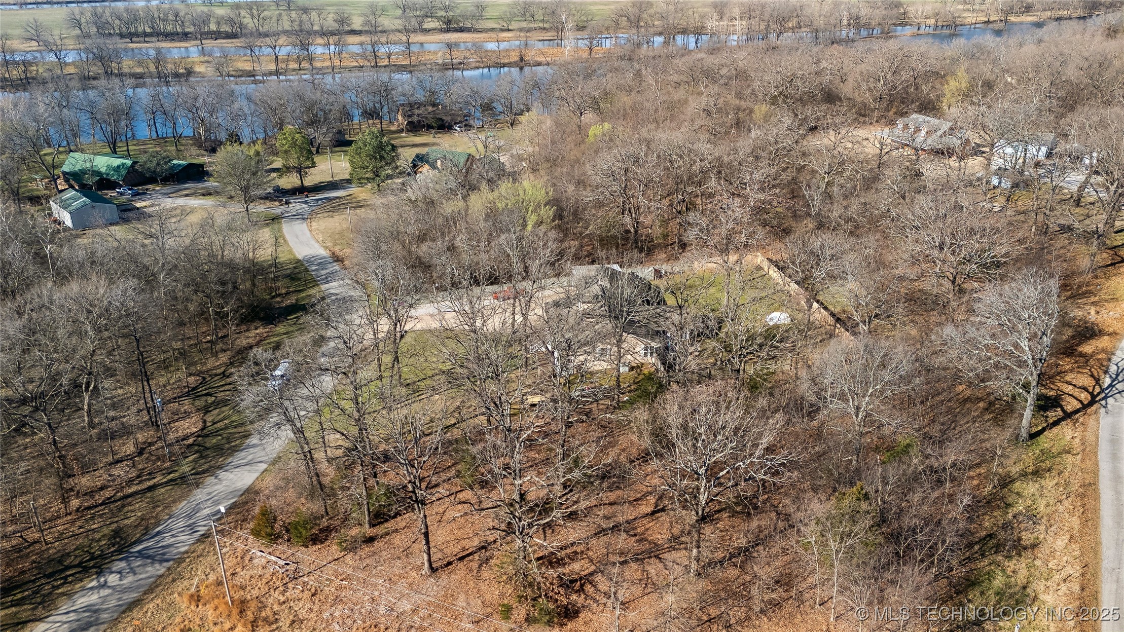 2 Maplebrook Lane