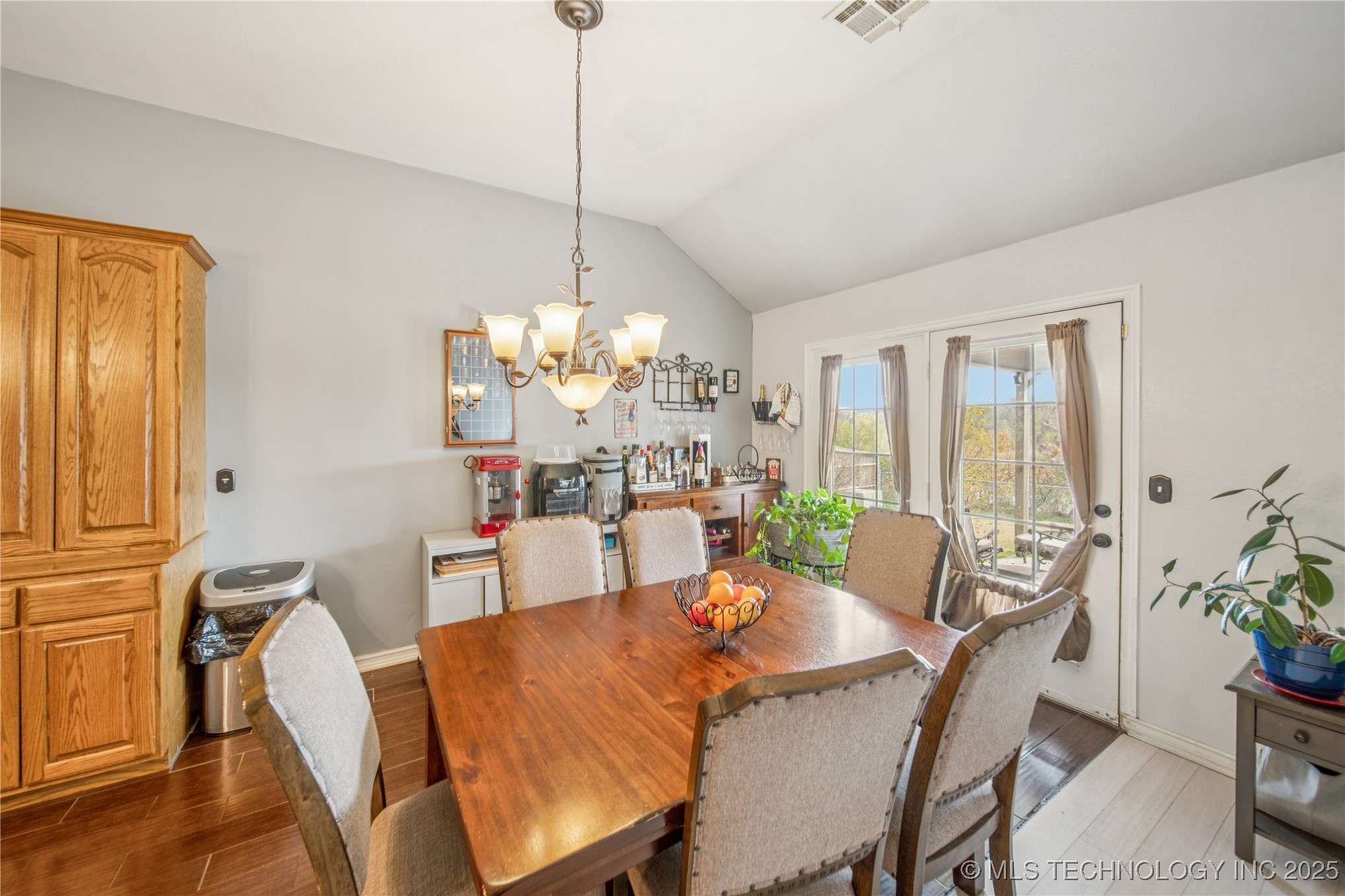 10906 E 95th Street N