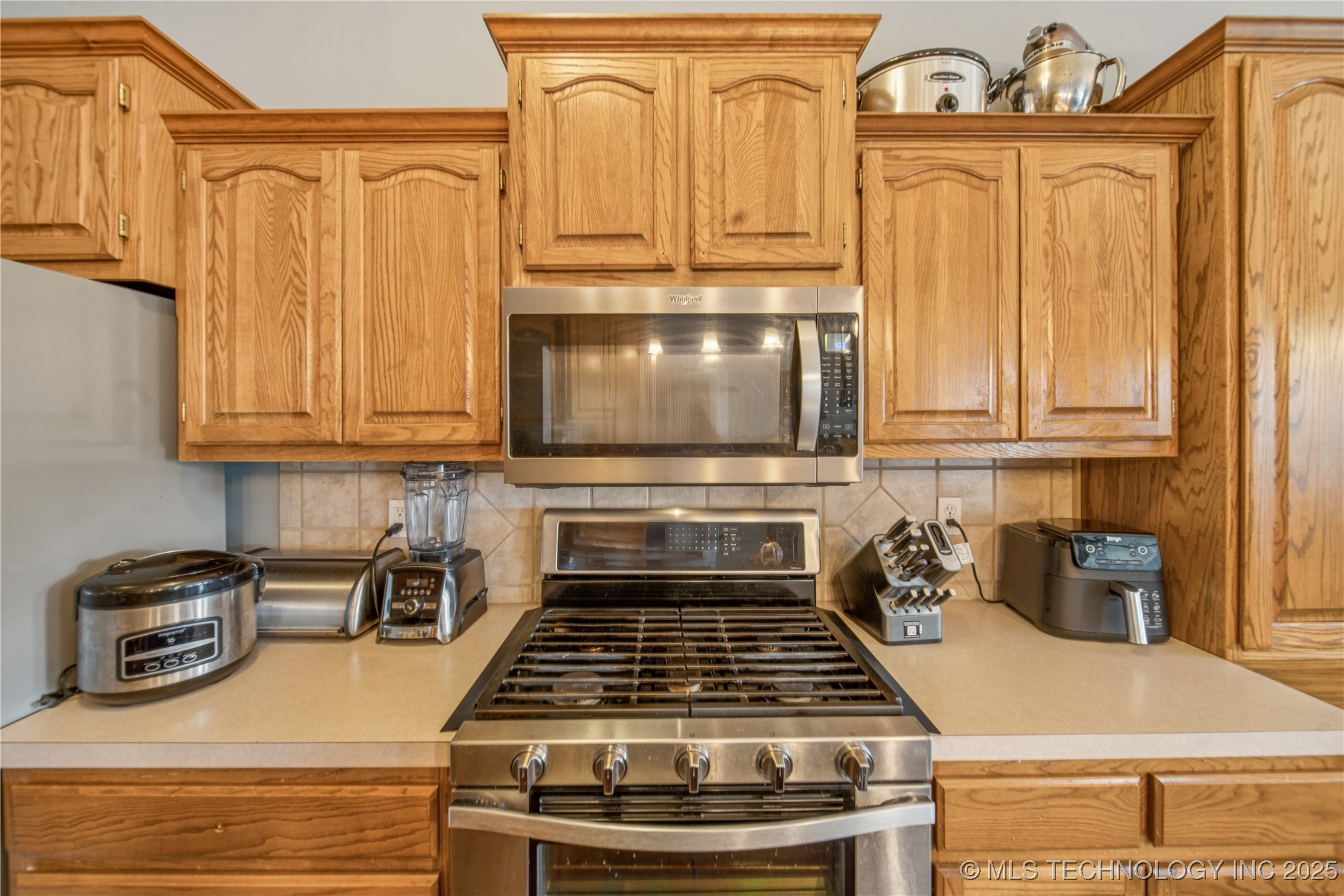 10906 E 95th Street N