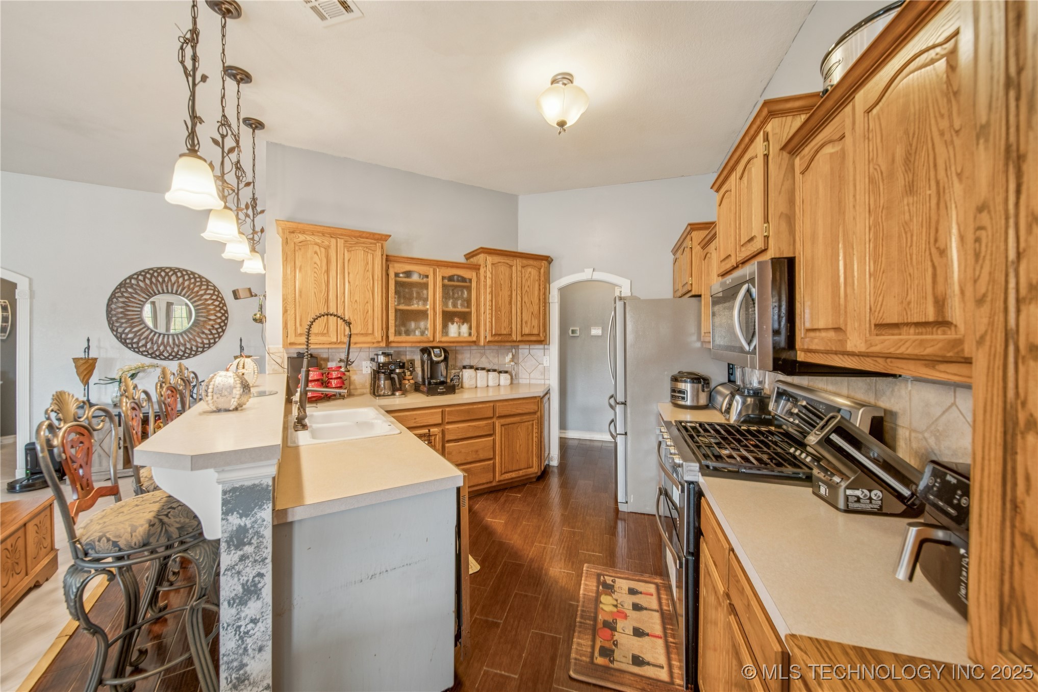 10906 E 95th Street N