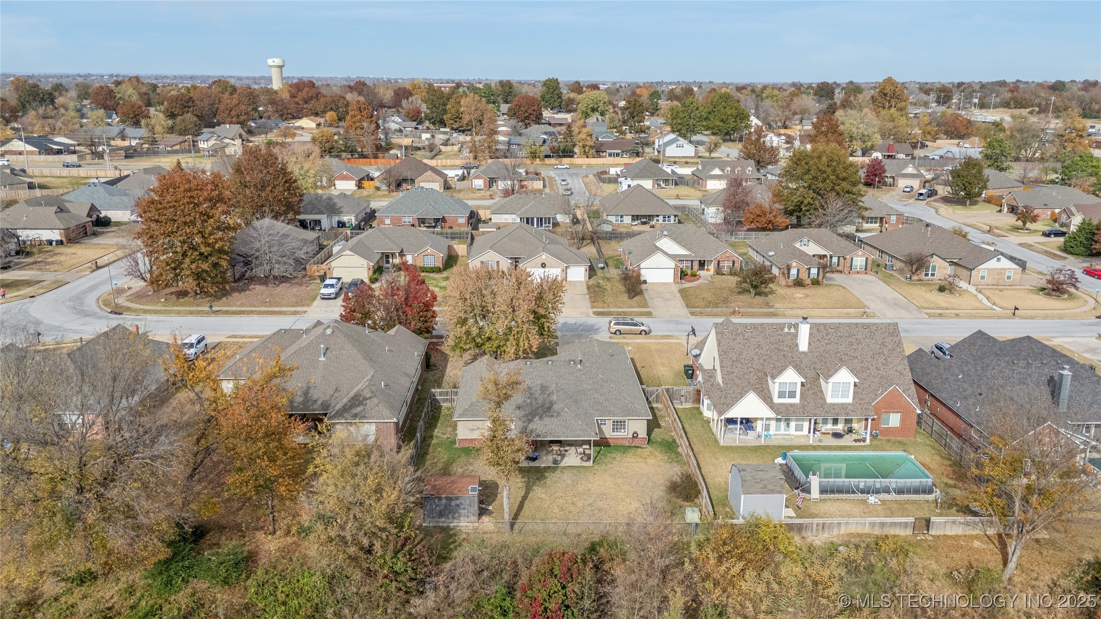 10906 E 95th Street N