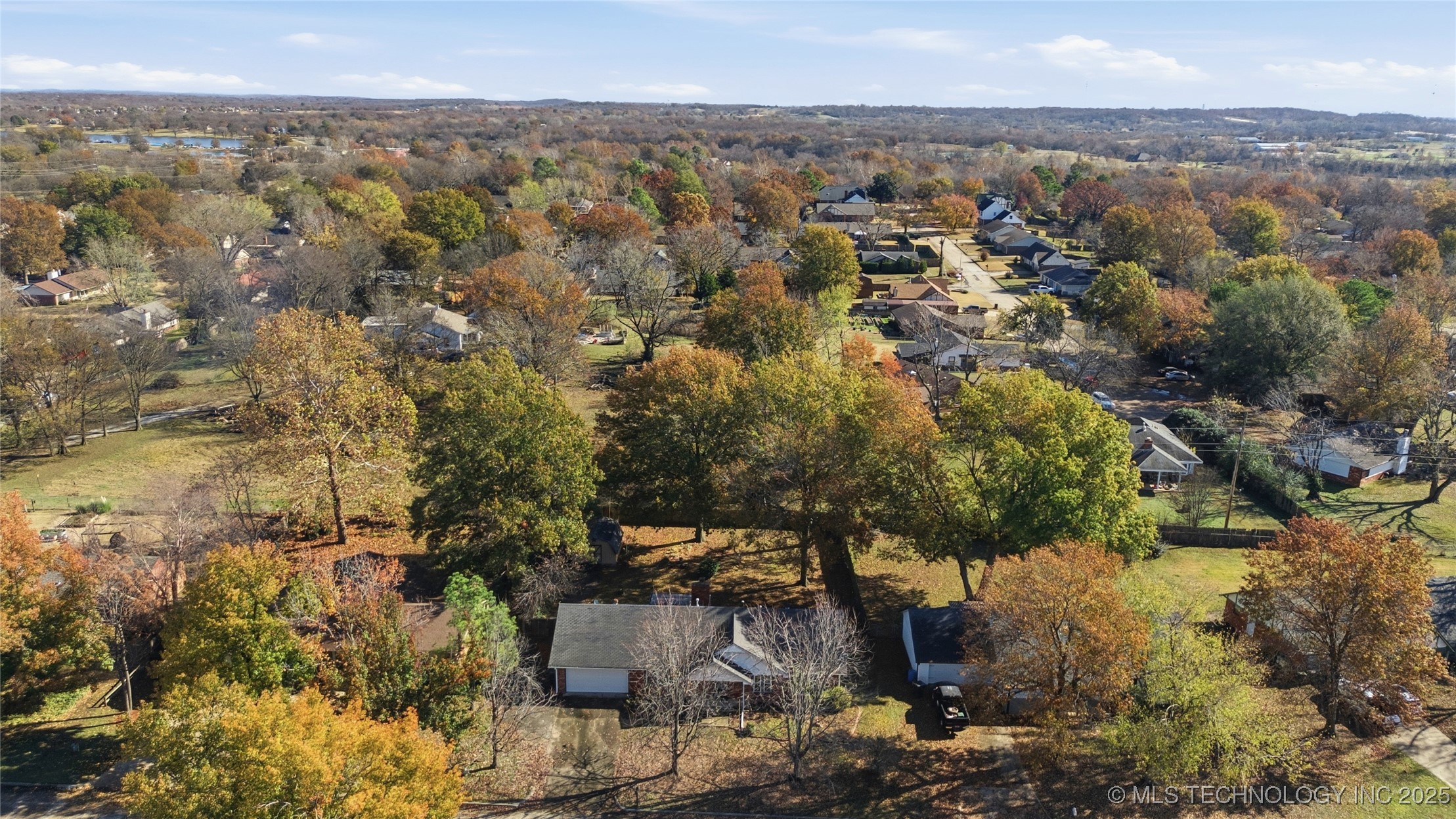 1210 Parkland Avenue