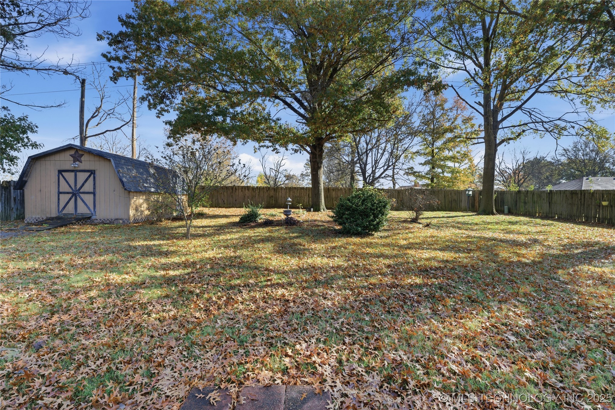 1210 Parkland Avenue