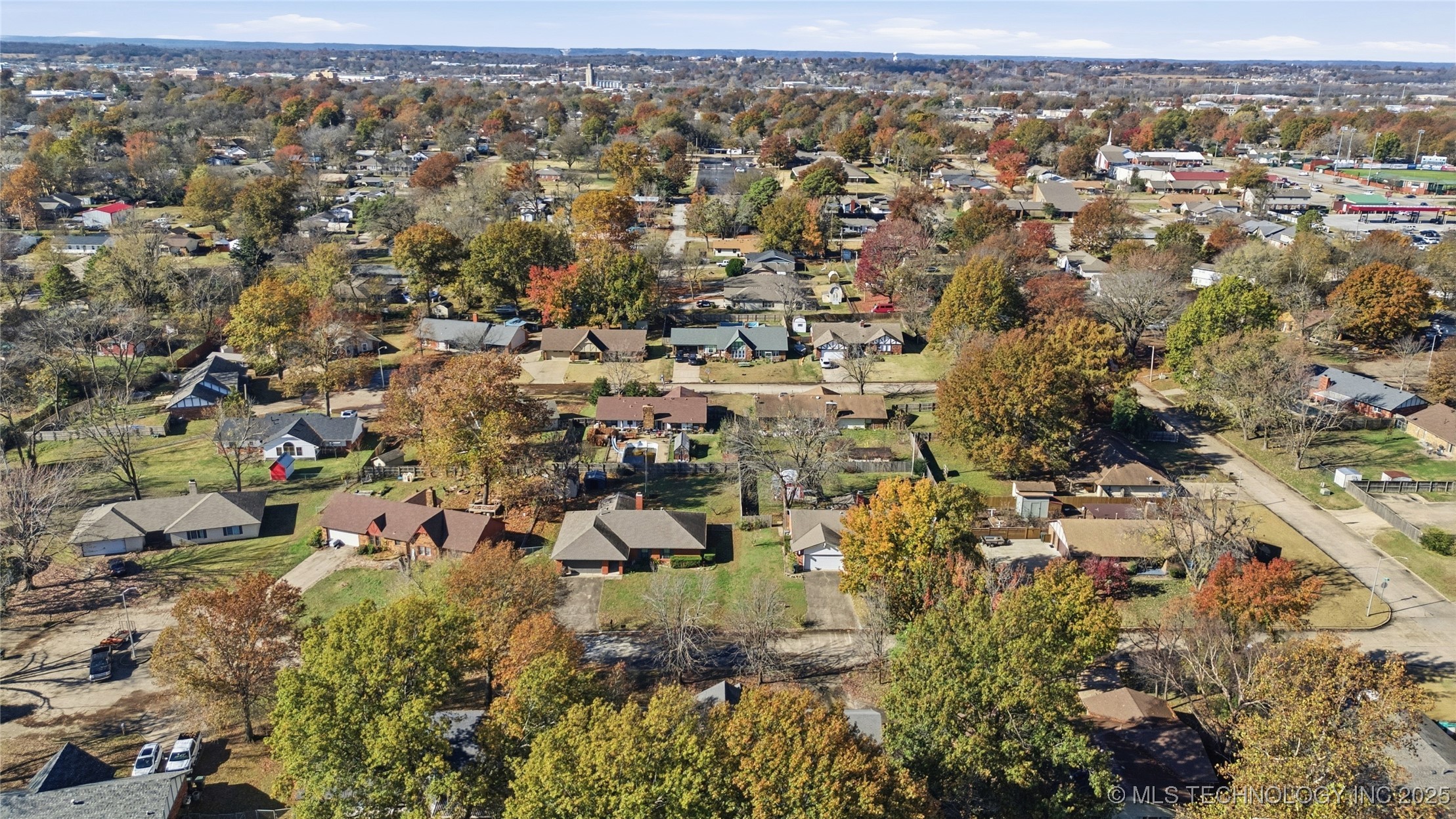 1210 Parkland Avenue