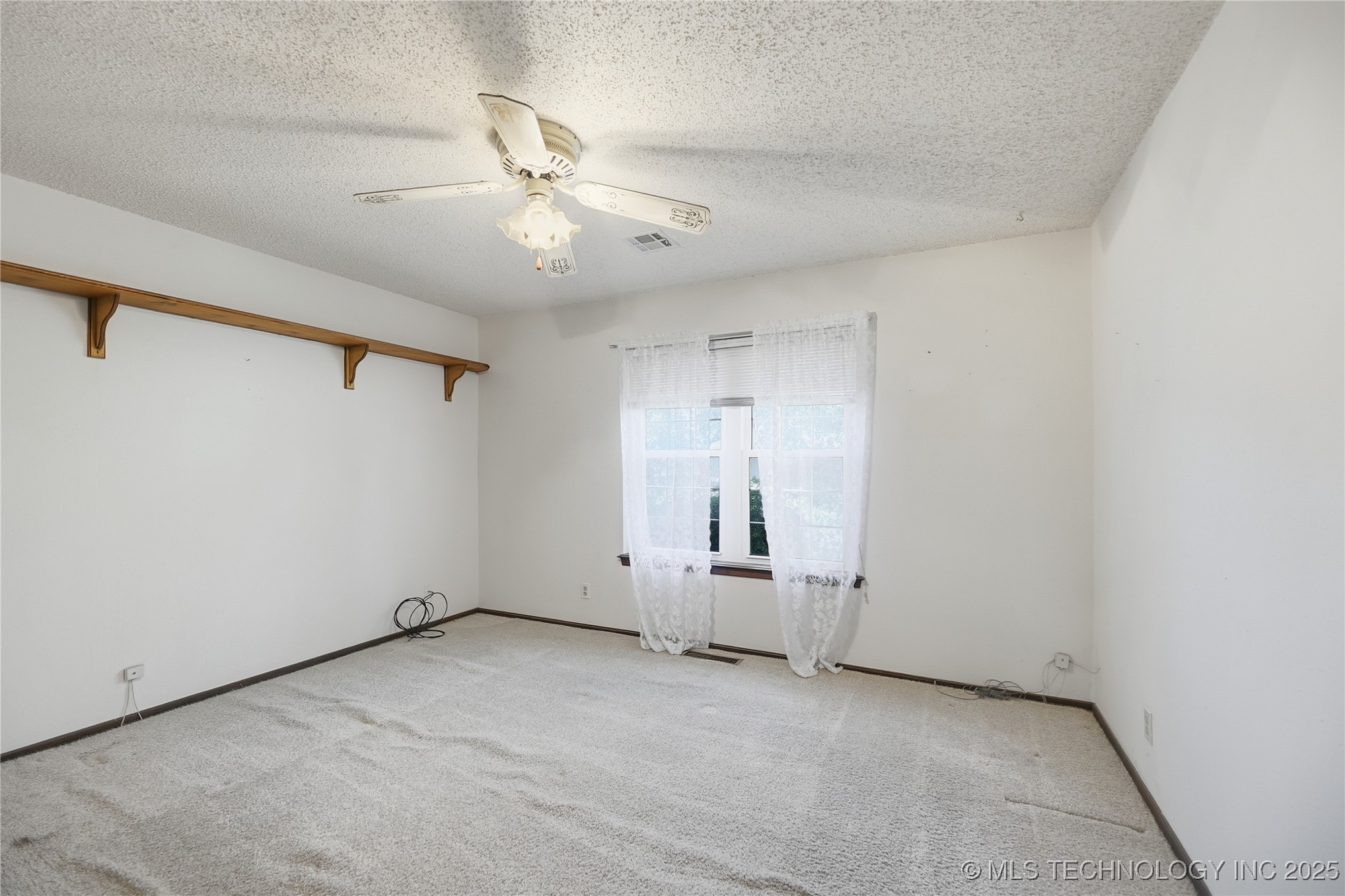 1210 Parkland Avenue