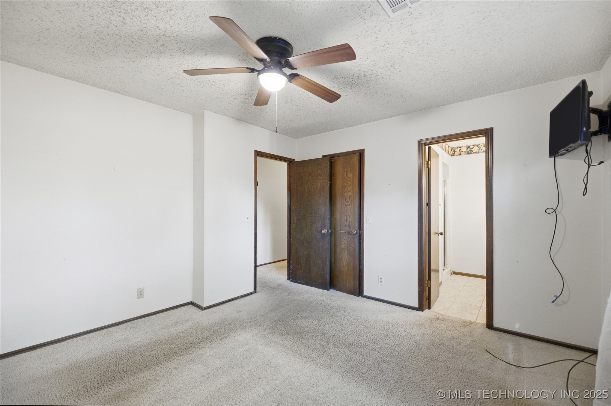 1210 Parkland Avenue