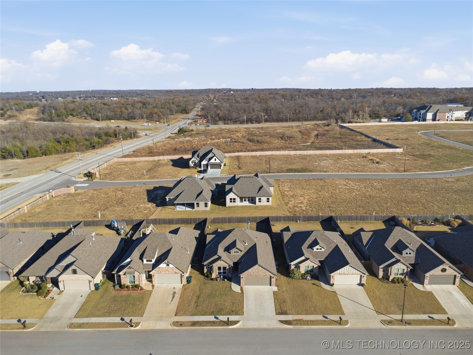 5113 S Walnut Creek Drive