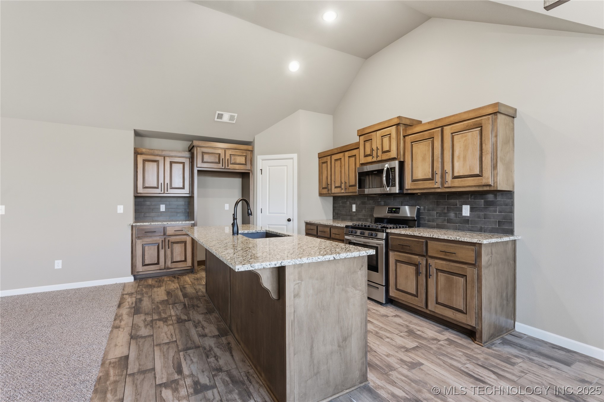 5113 S Walnut Creek Drive