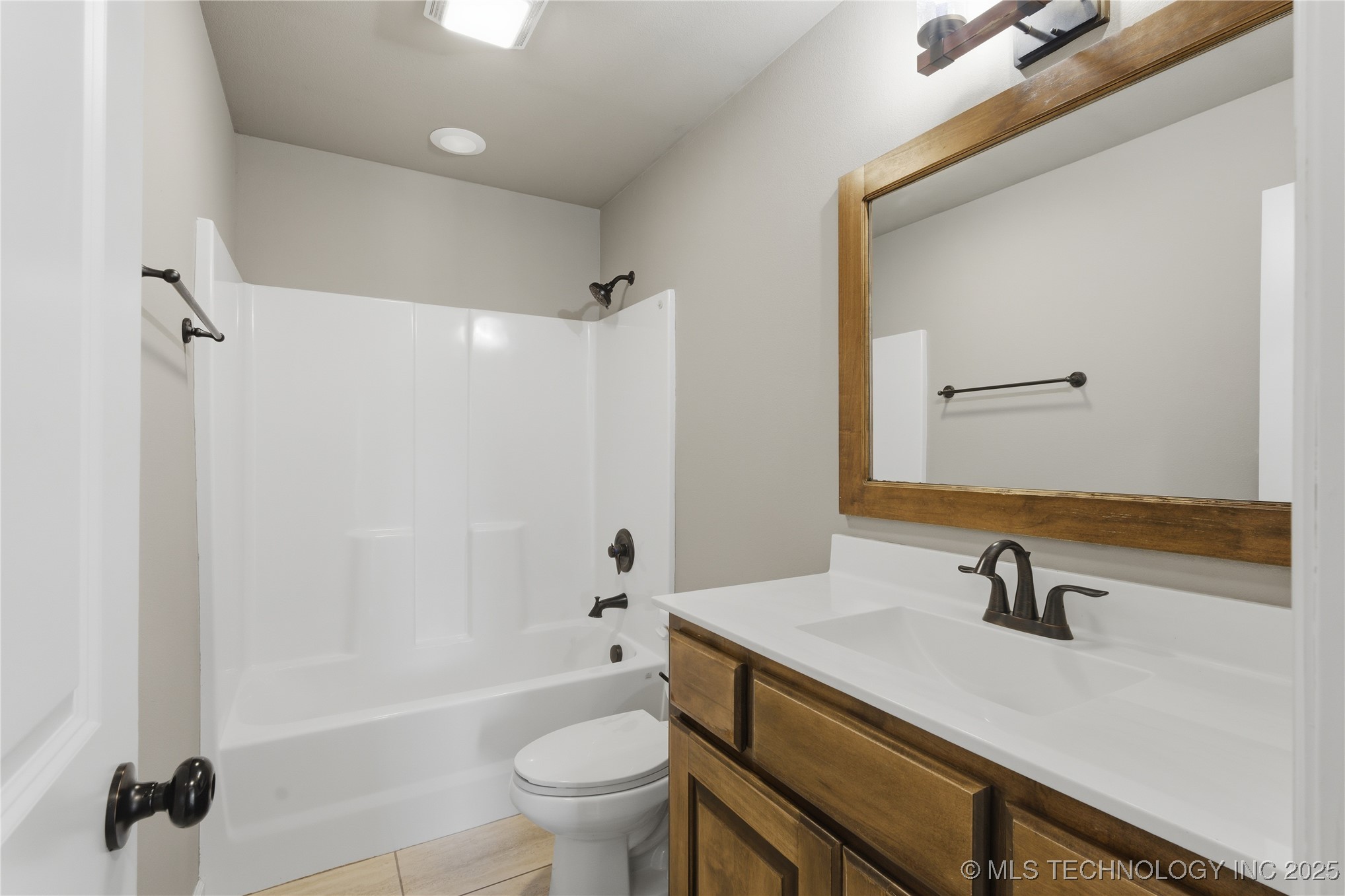 5113 S Walnut Creek Drive