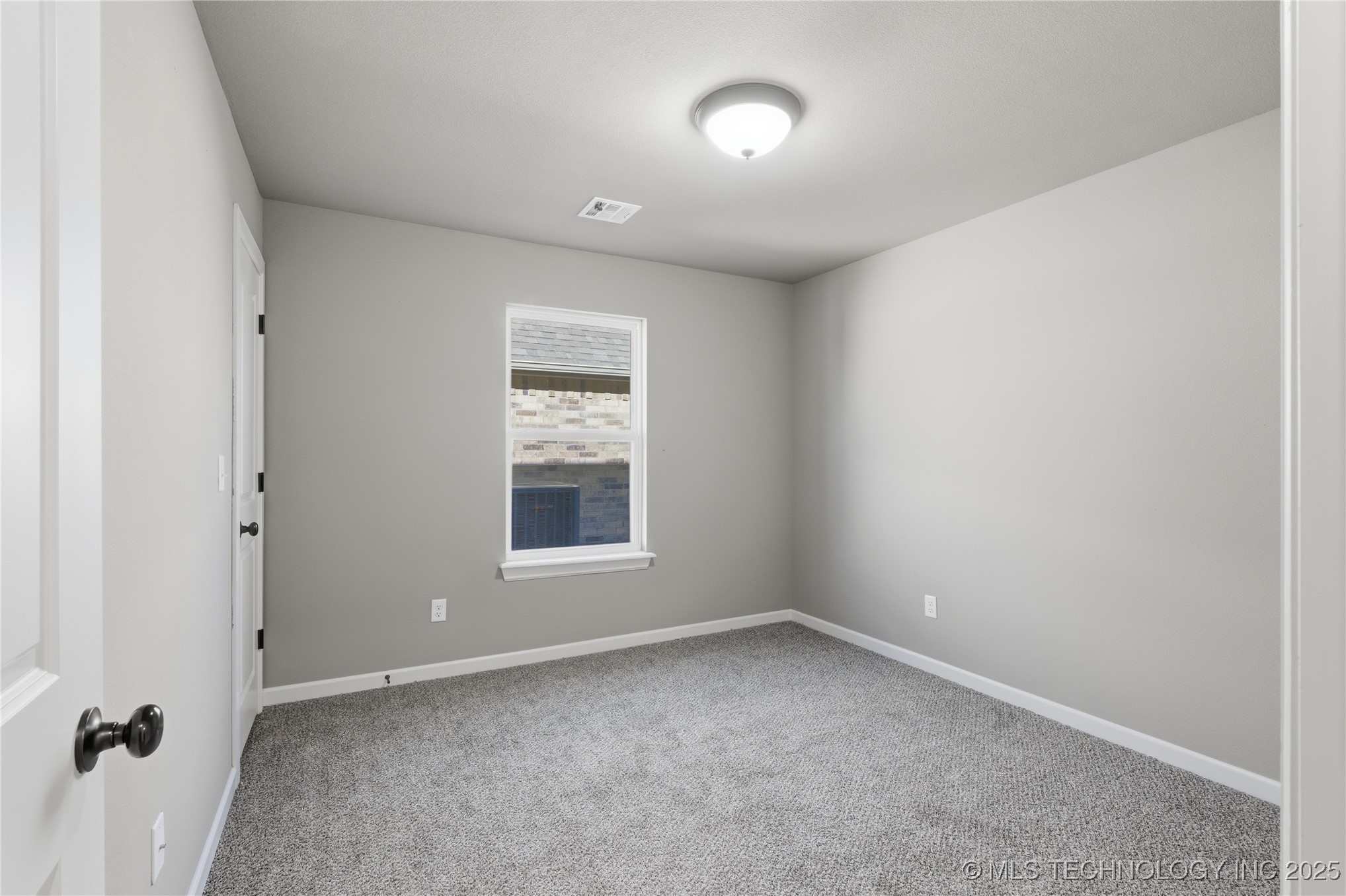 5113 S Walnut Creek Drive