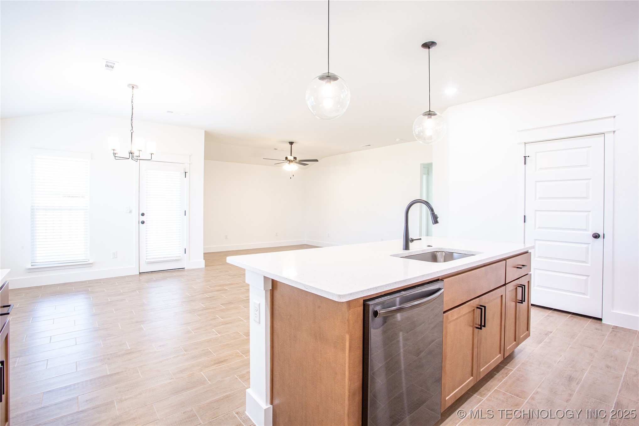 10857 S 278th Avenue E