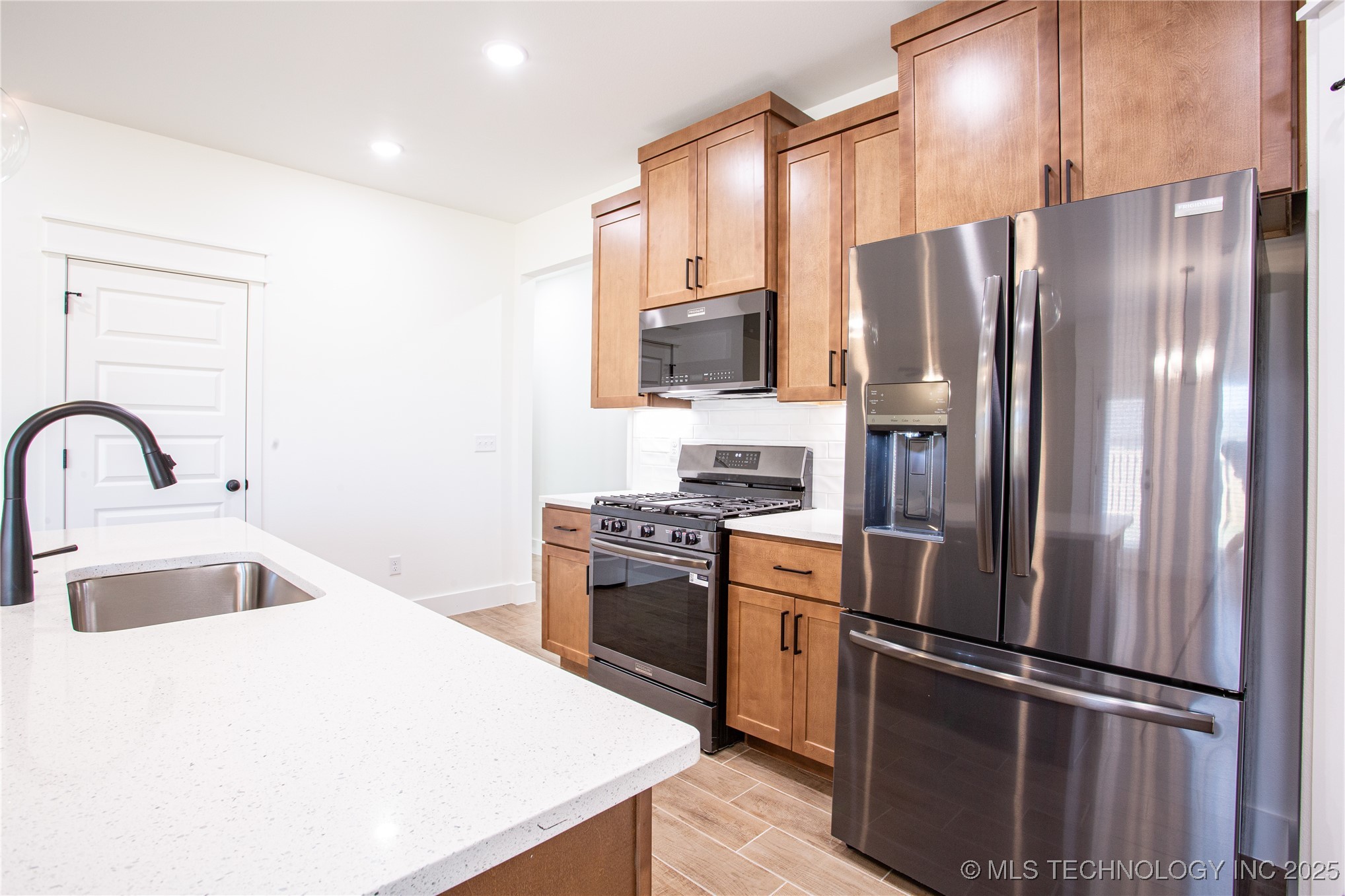 10857 S 278th Avenue E