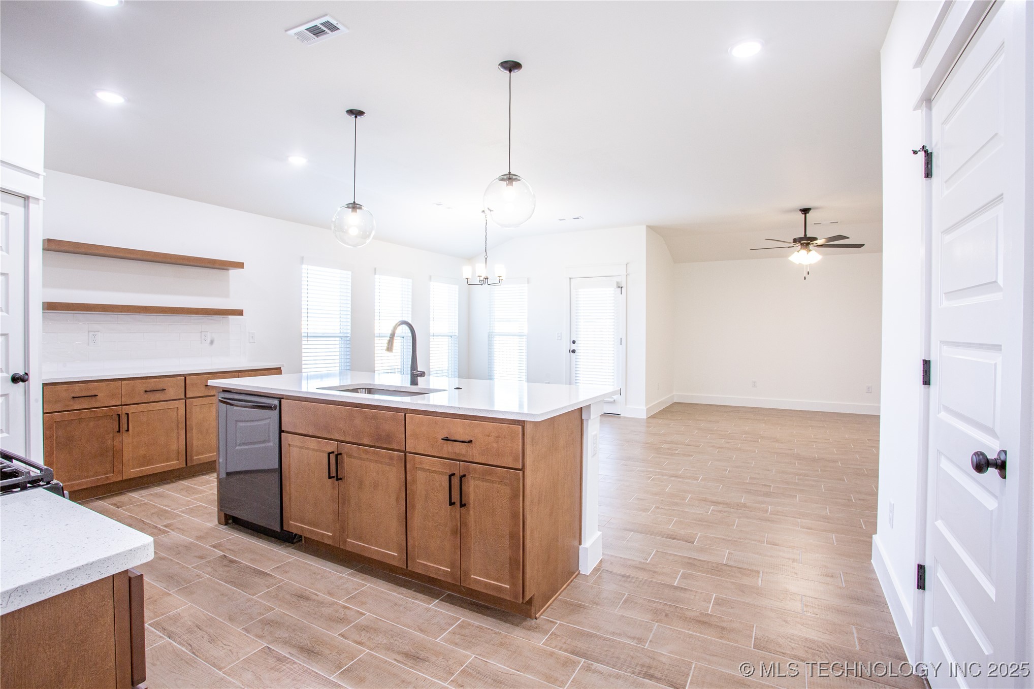 10857 S 278th Avenue E