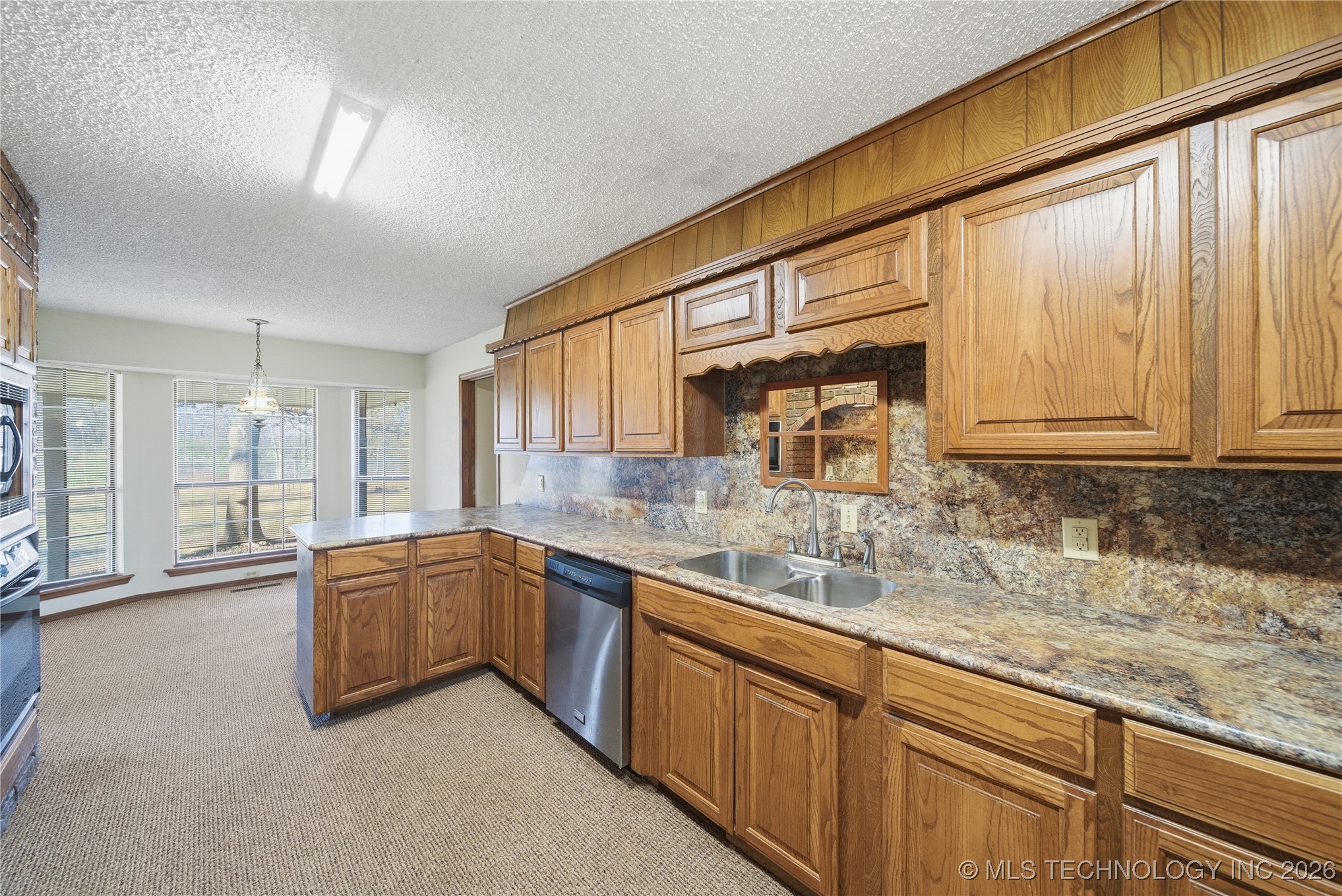 1032 S Cimarron Street