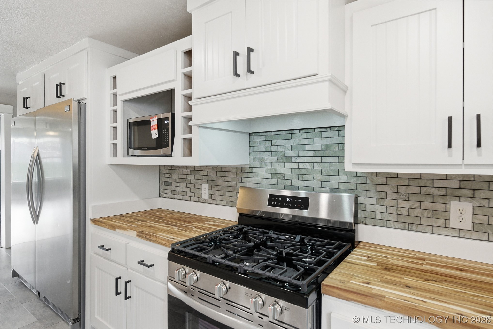 809 N 9th Street