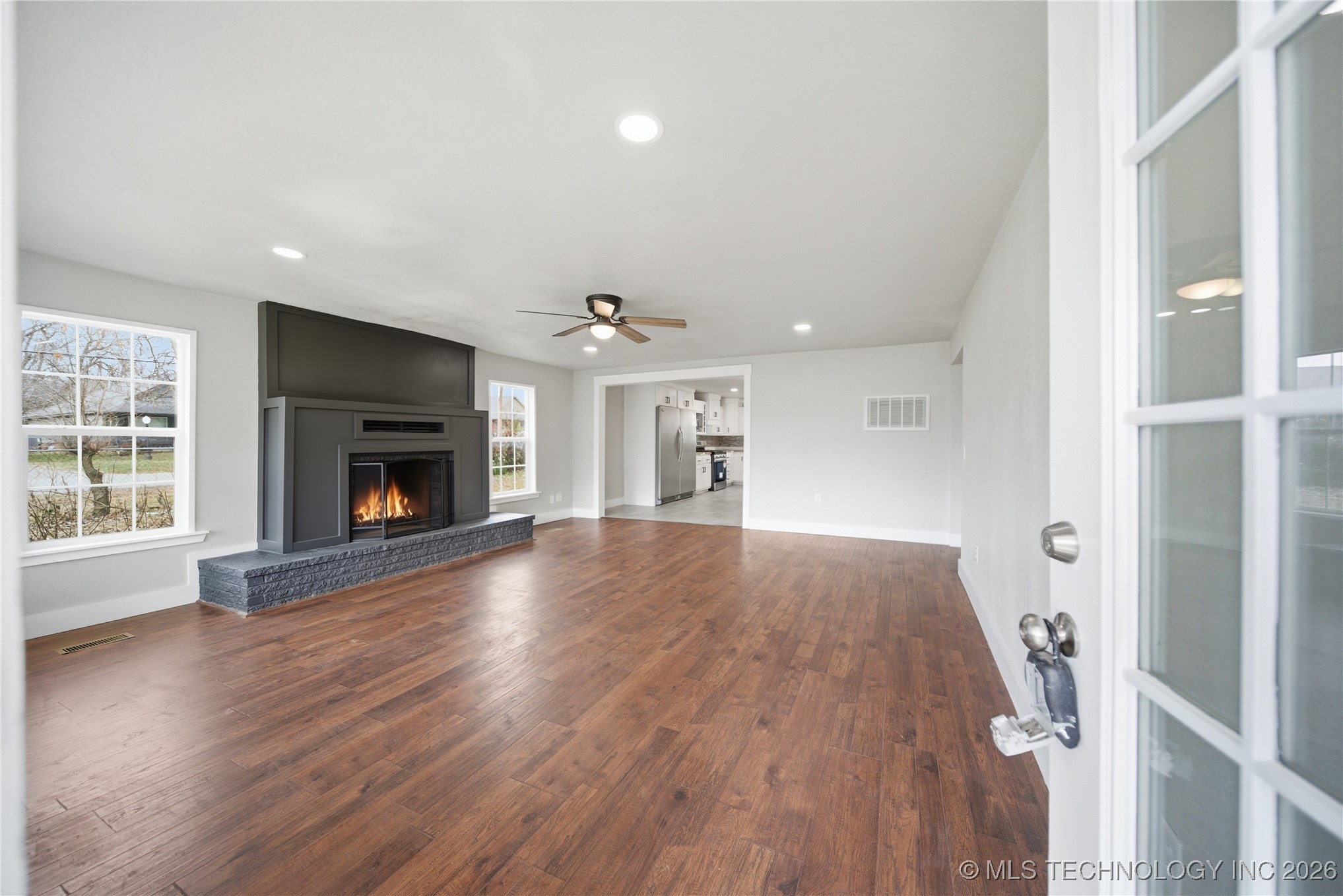 809 N 9th Street