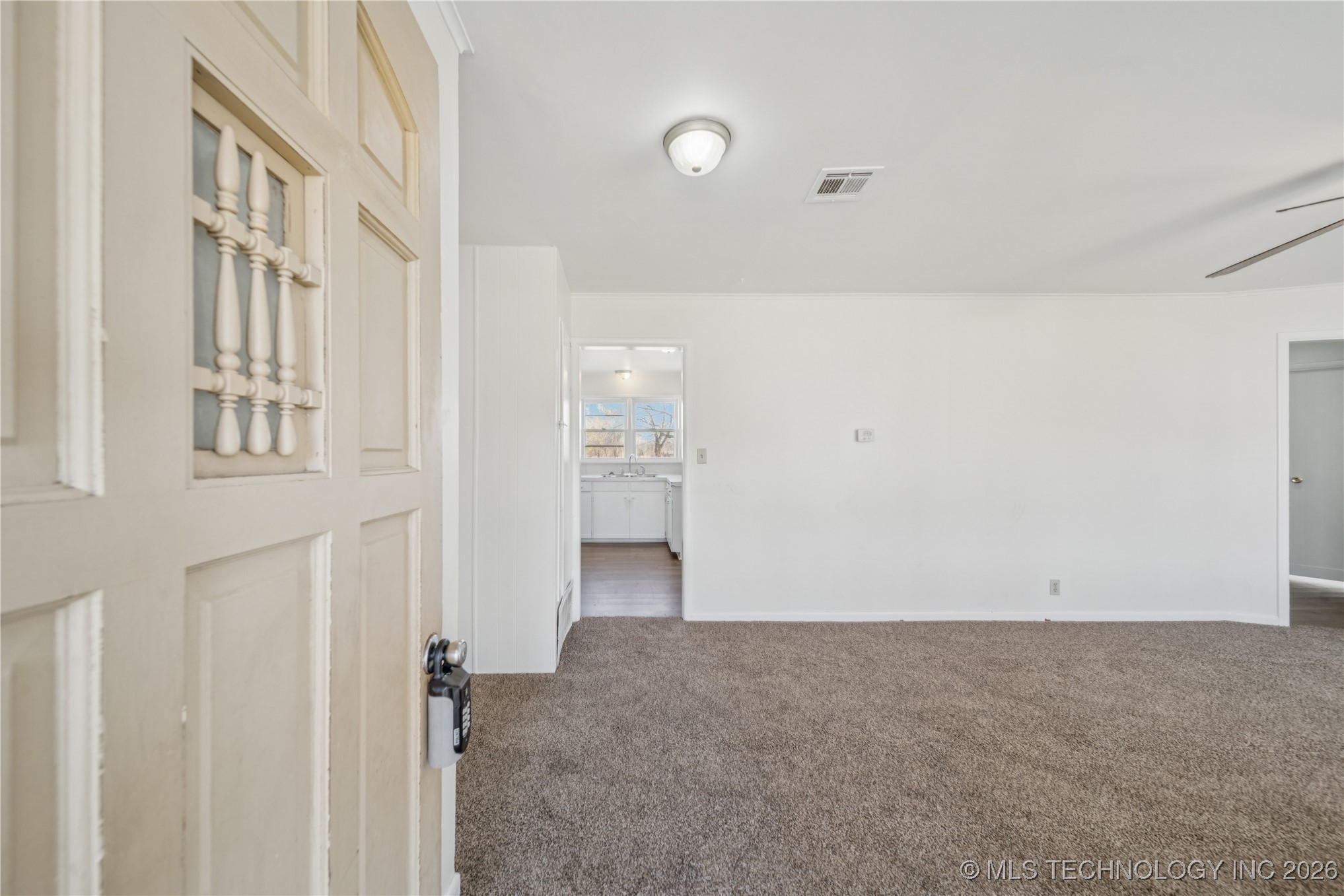 946 S Reavis Road