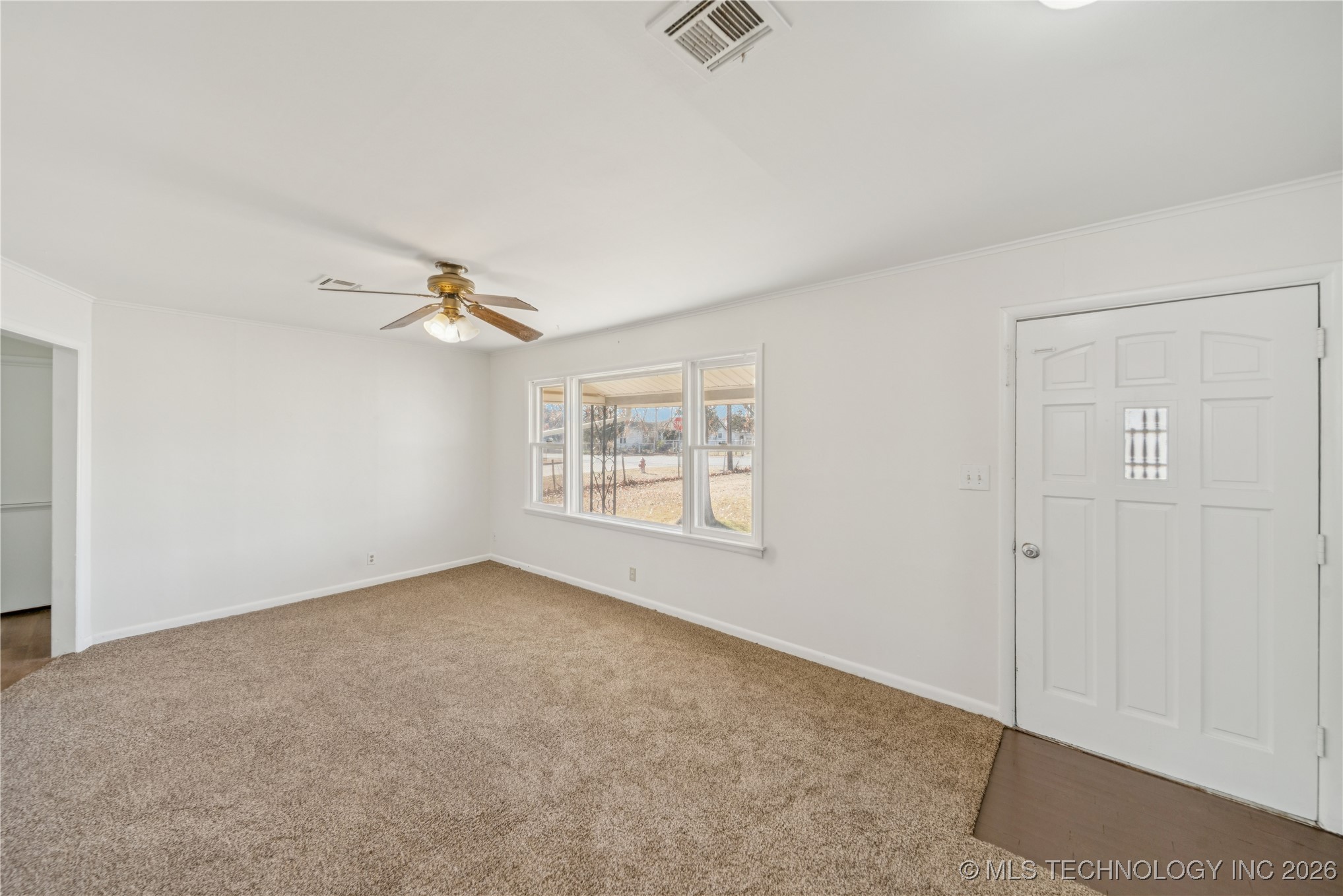 946 S Reavis Road