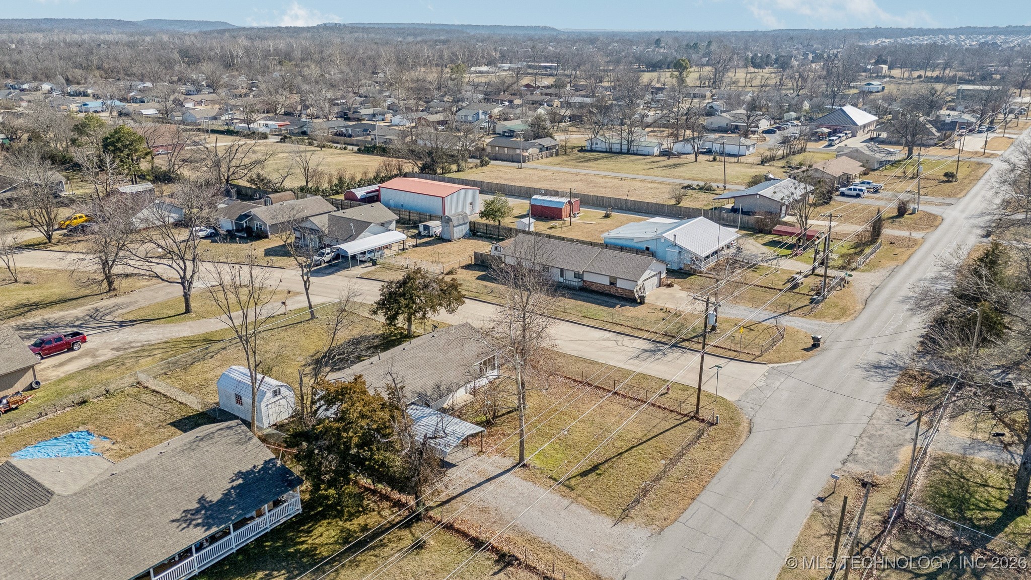 946 S Reavis Road