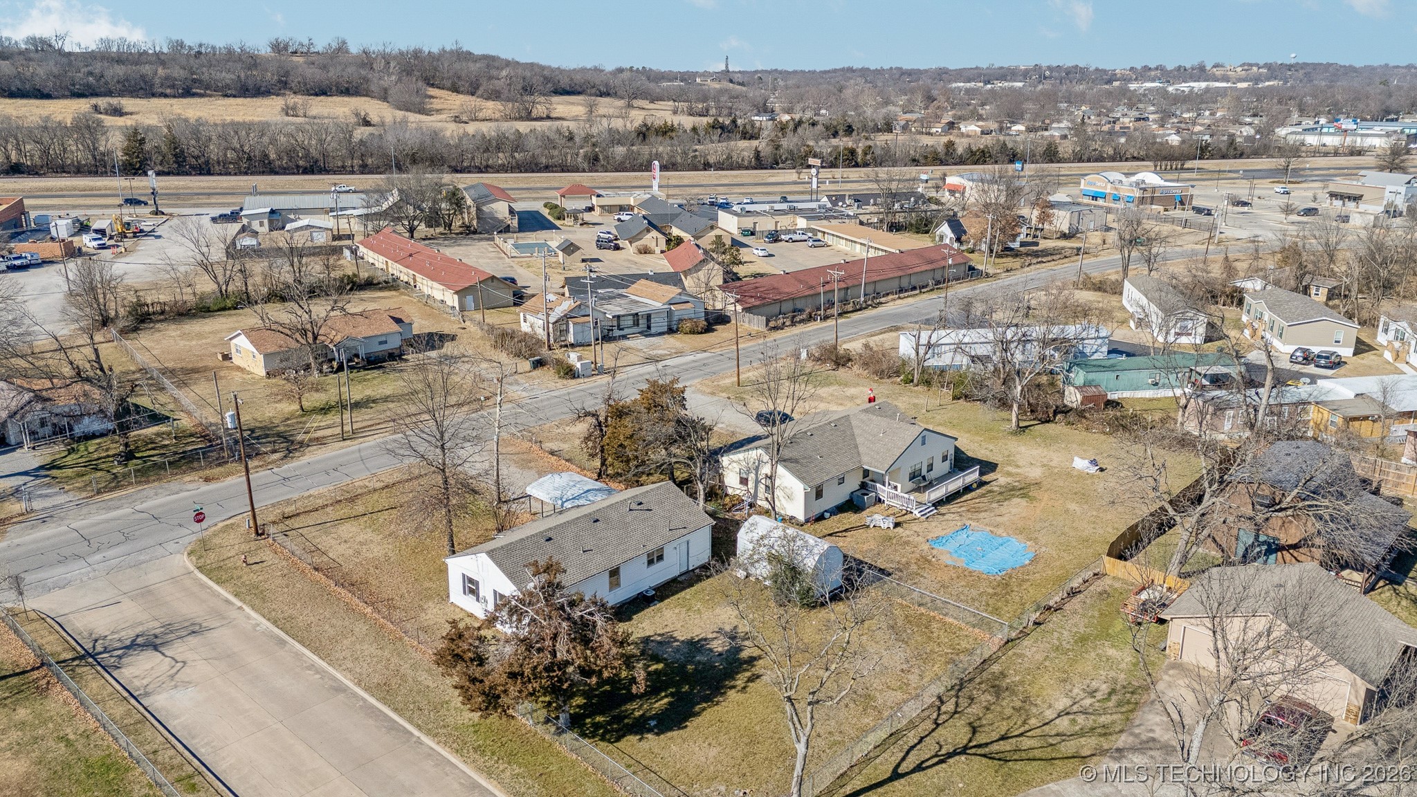 946 S Reavis Road