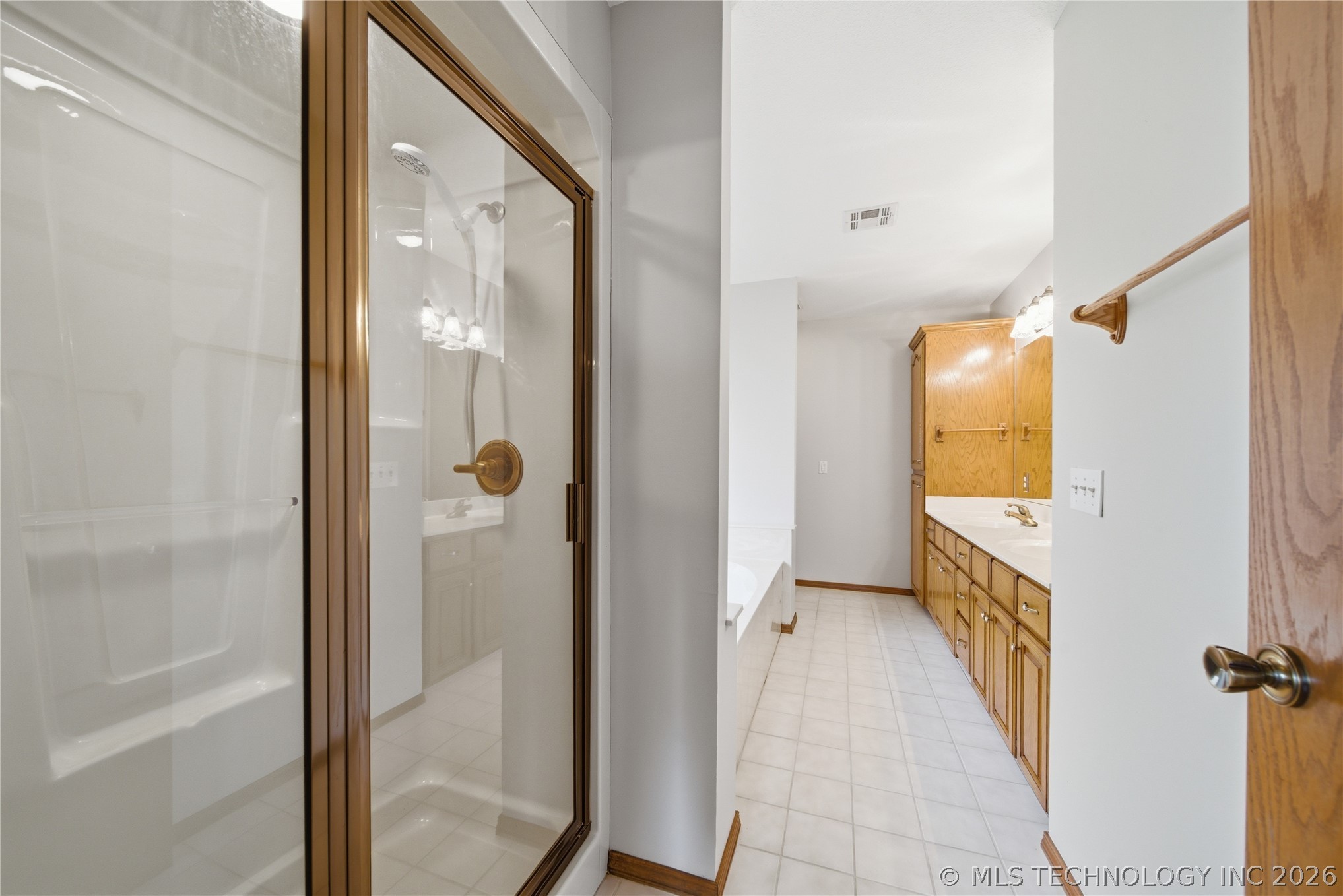 1144 S Mississippi