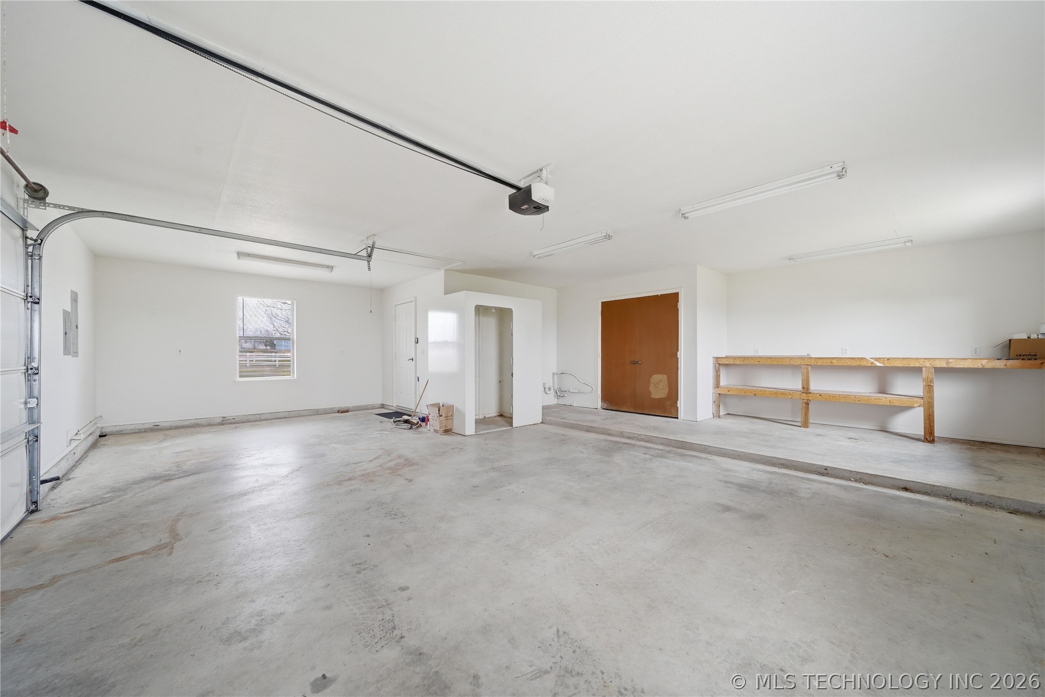1144 S Mississippi