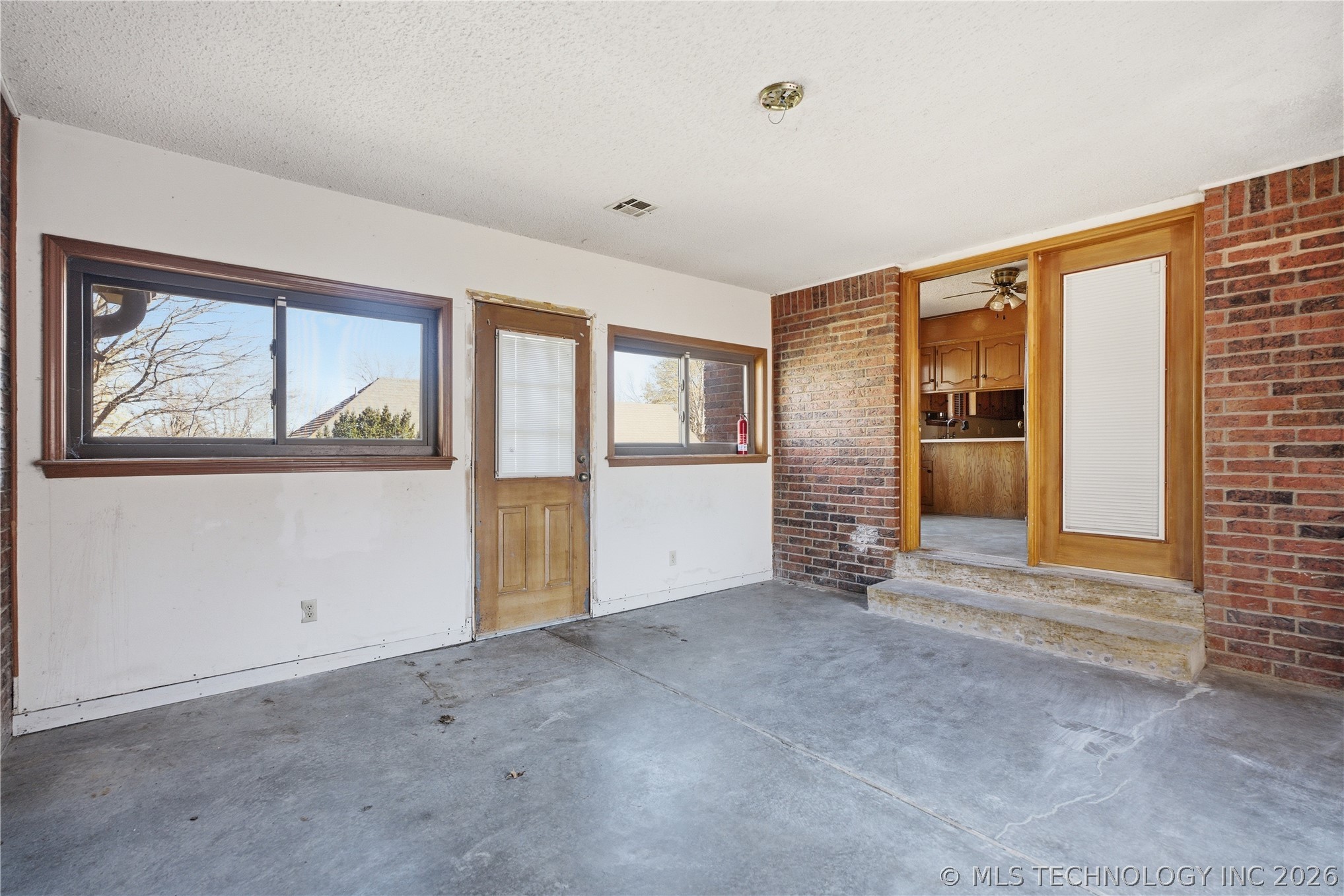 515 Glencoe Circle