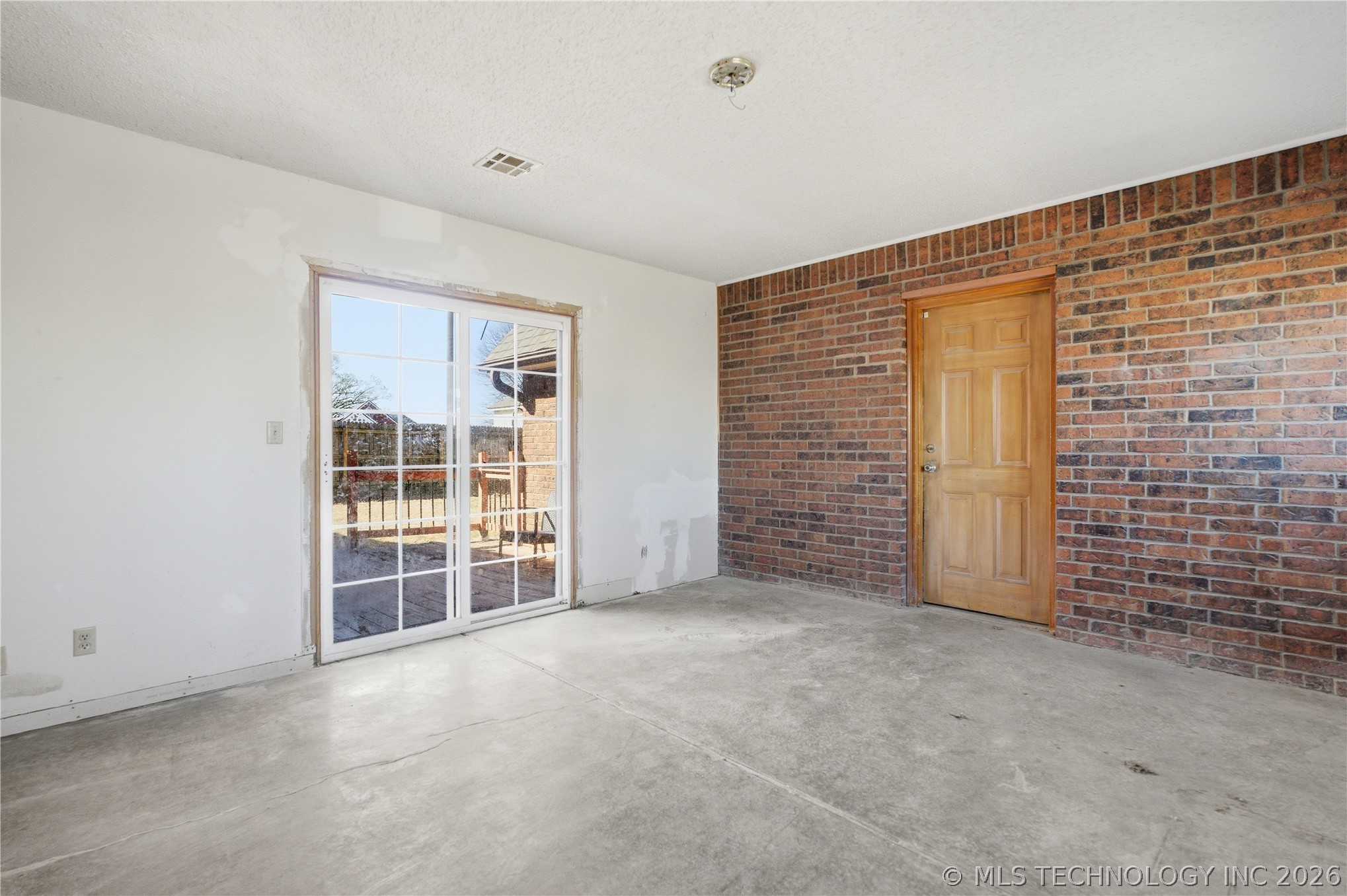515 Glencoe Circle