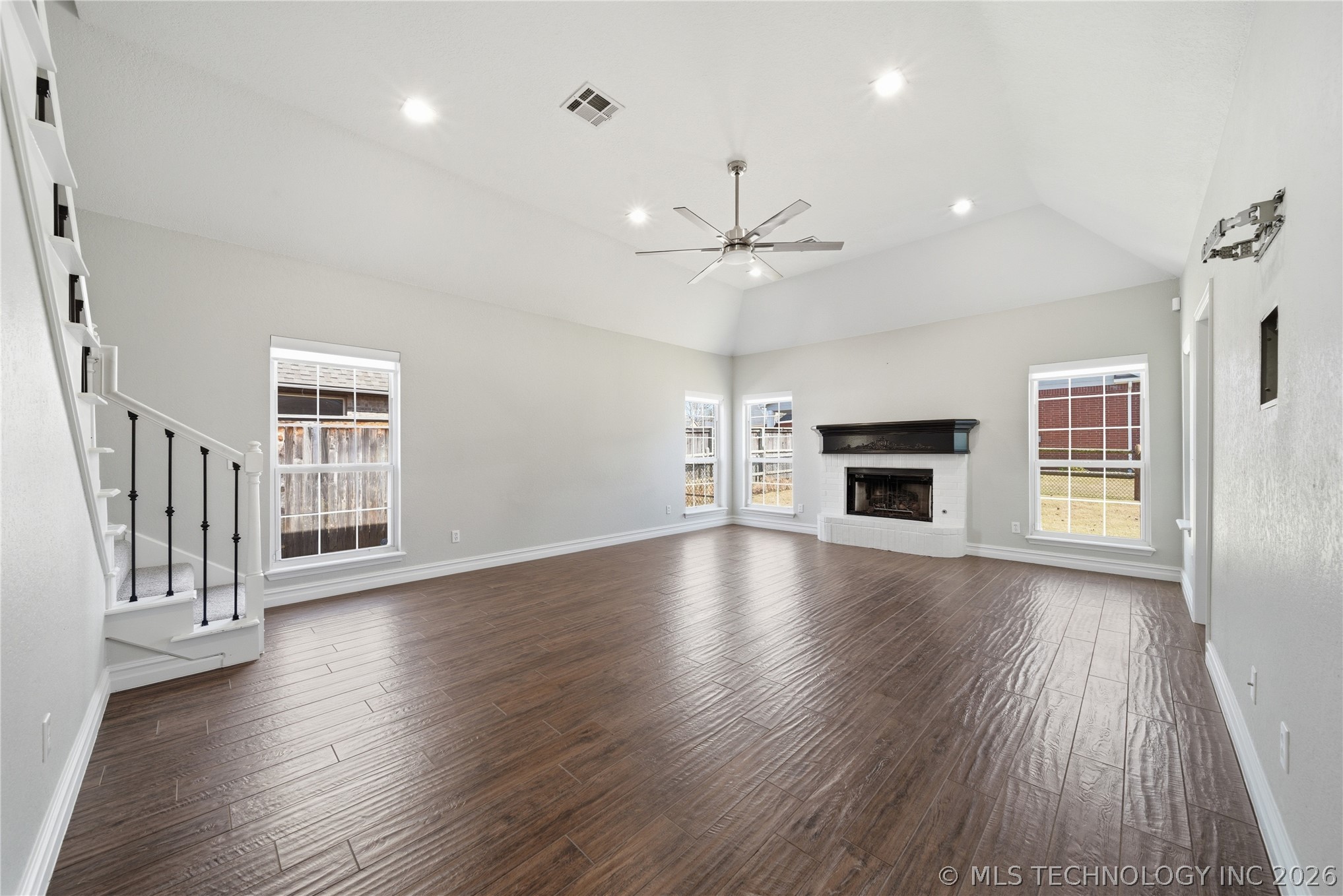 1202 Fairway Street