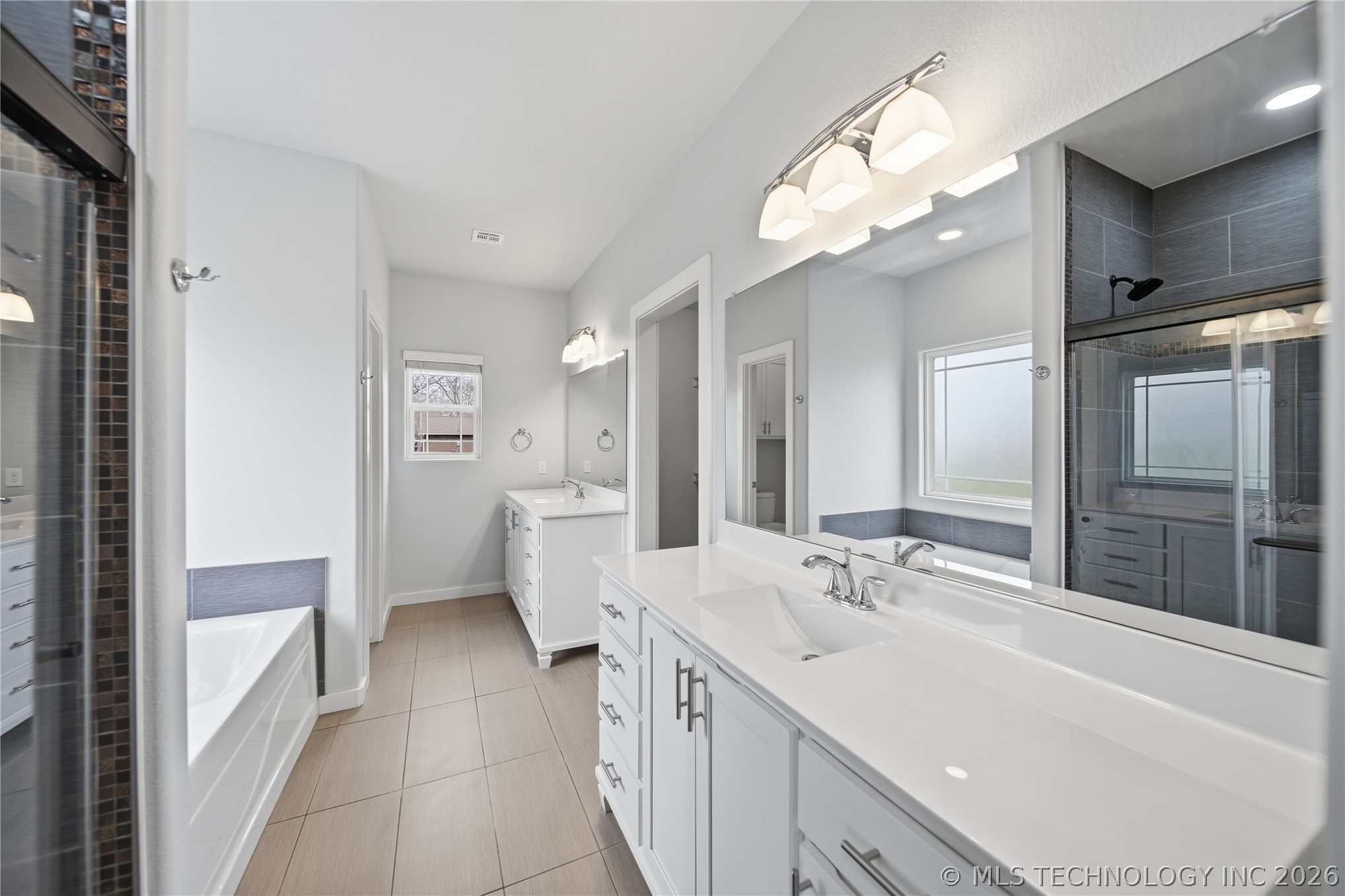 636 S Pecan Place