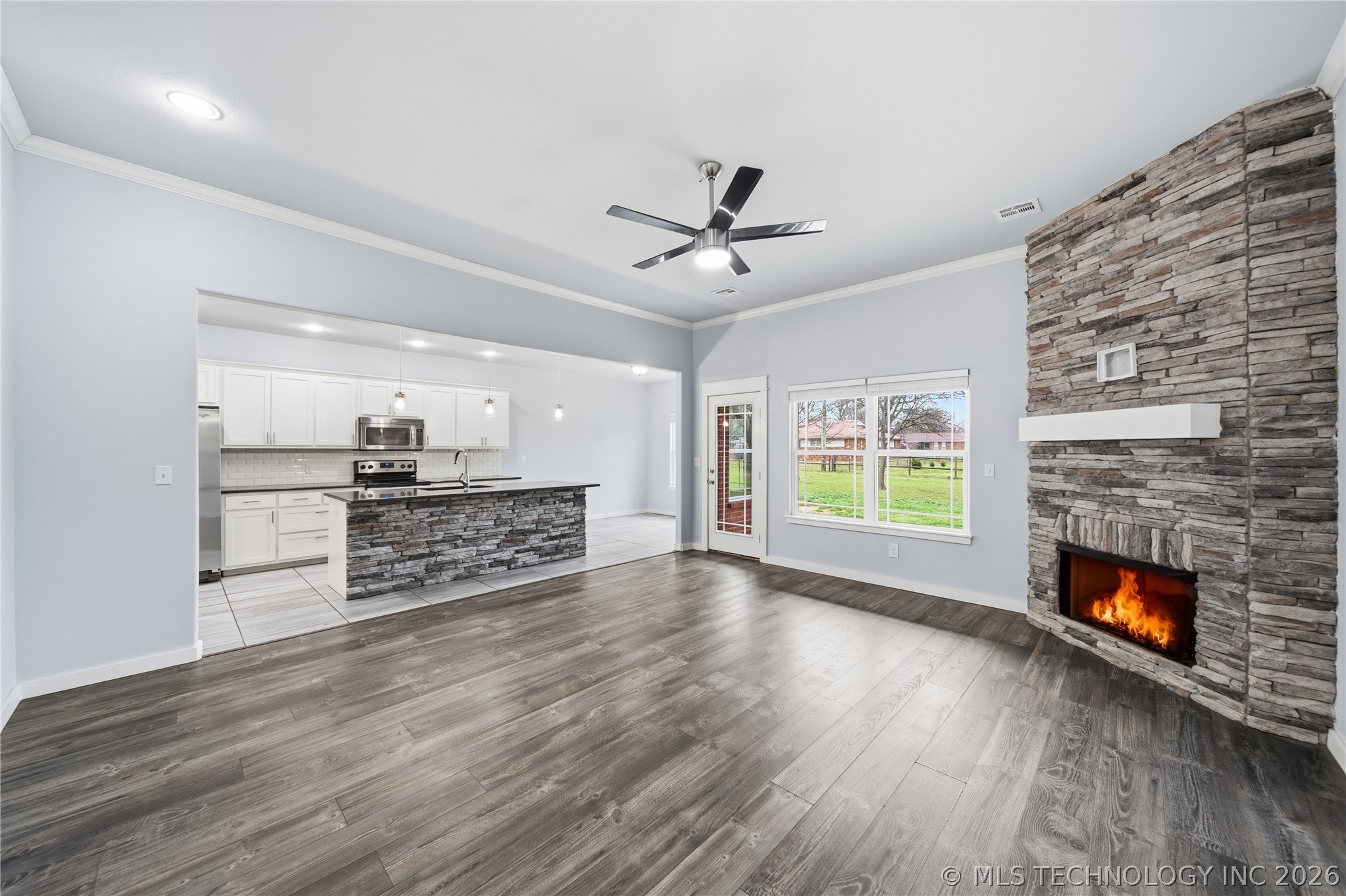 636 S Pecan Place