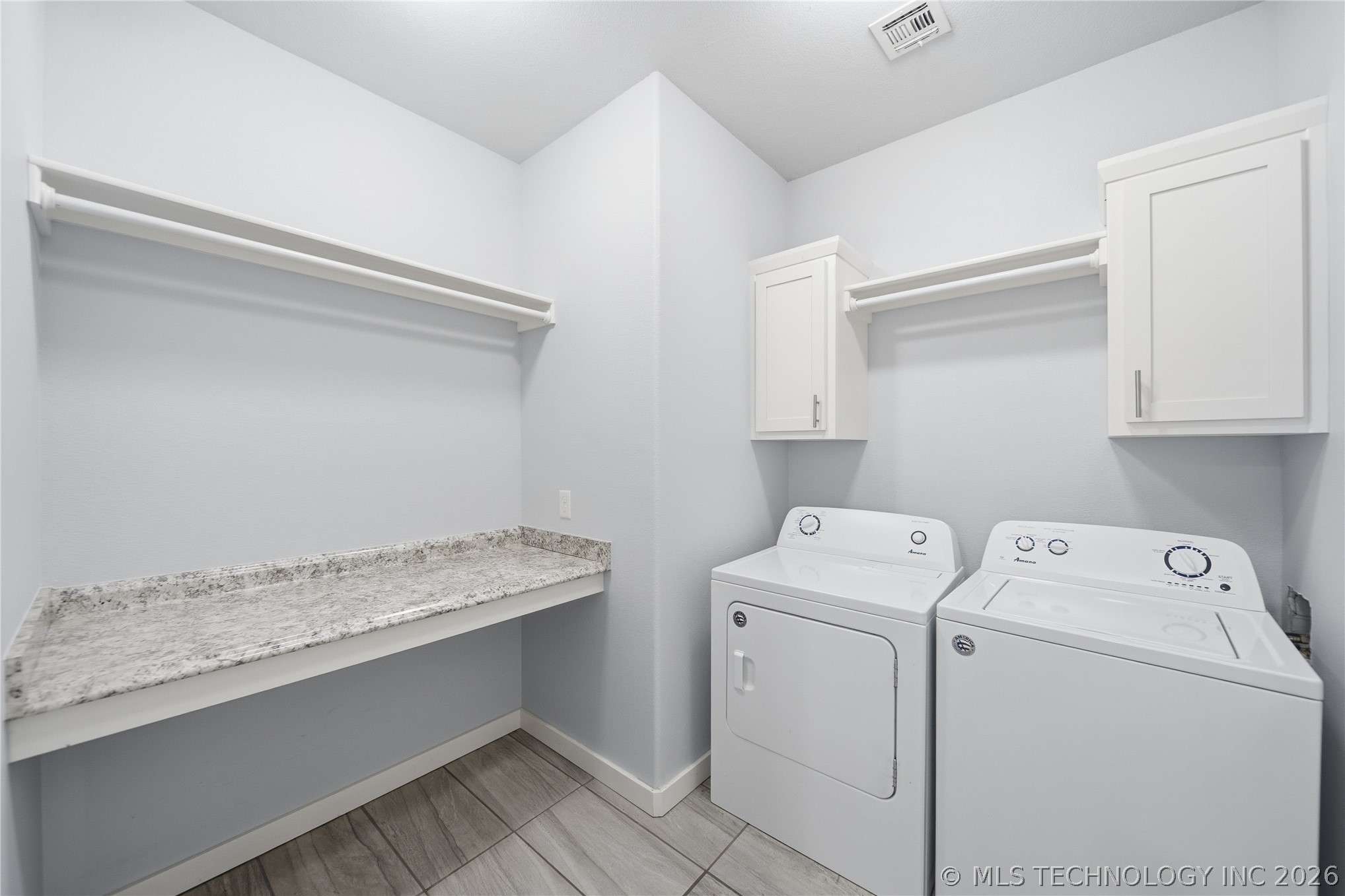 636 S Pecan Place