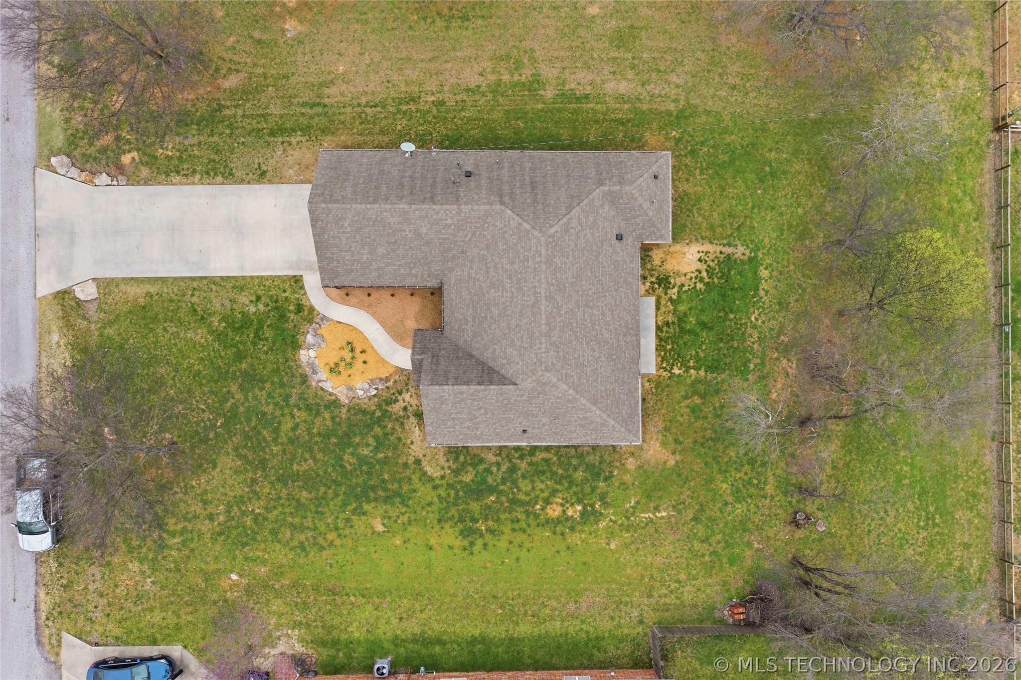 636 S Pecan Place