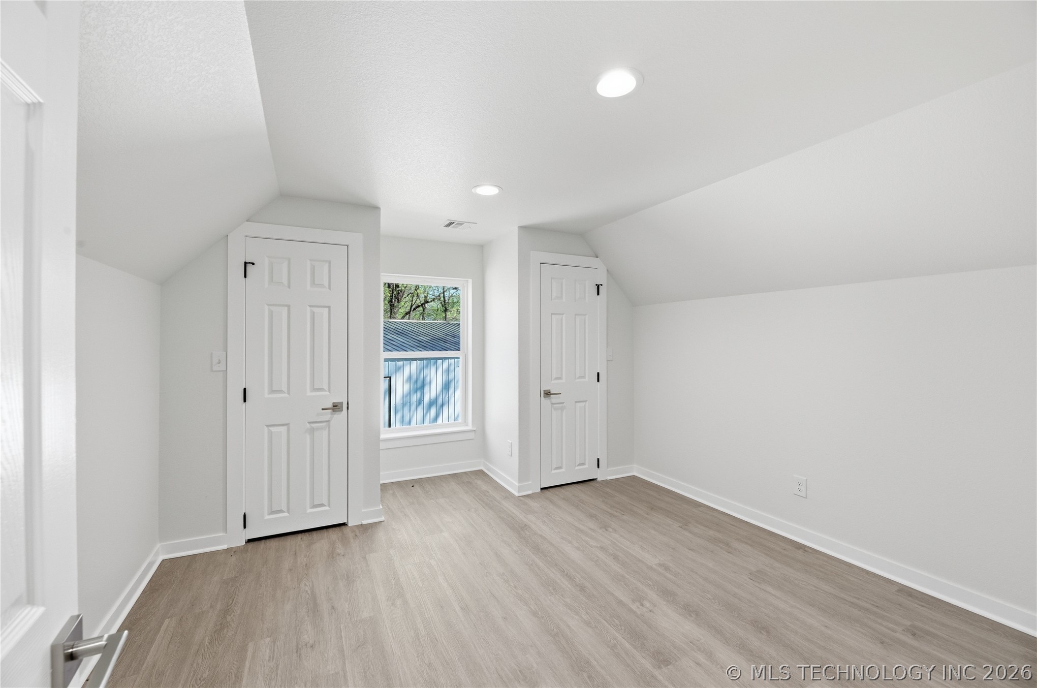 17752 E 450 Road