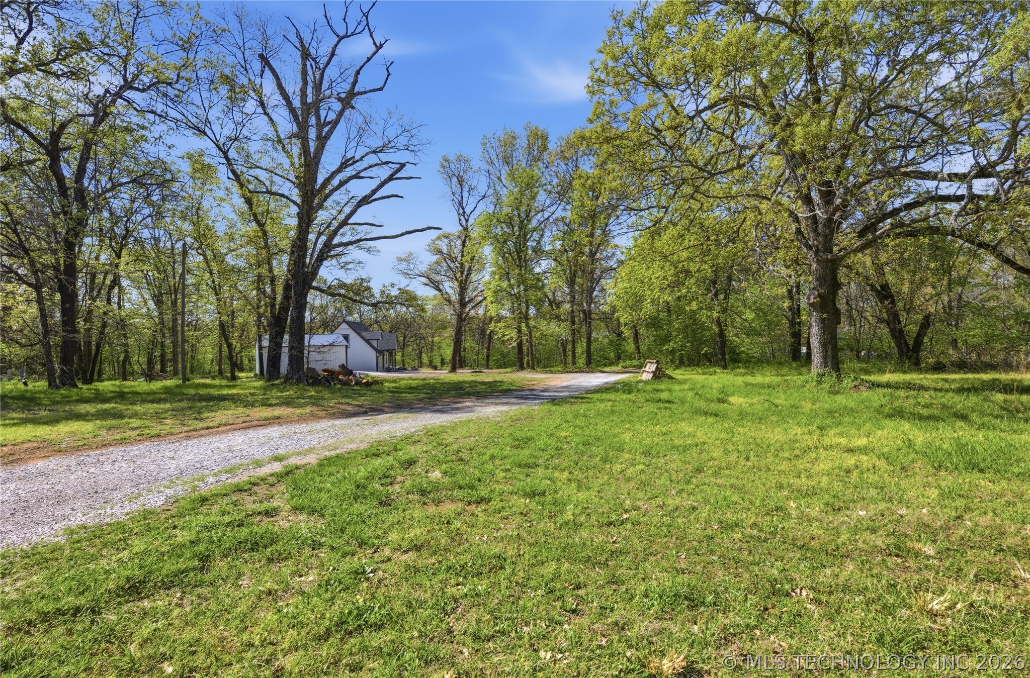 17752 E 450 Road