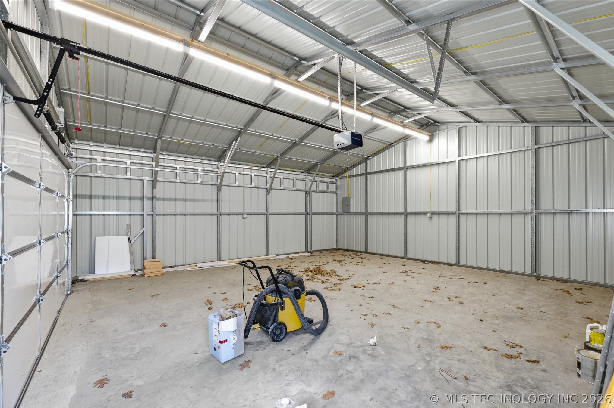 17752 E 450 Road